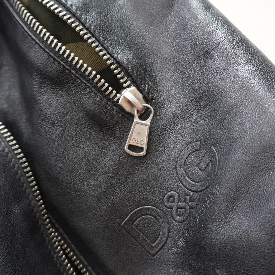 Y2K 정품 D&G 돌체앤가바나 멀티지퍼 가죽 호보백 상품이미지5