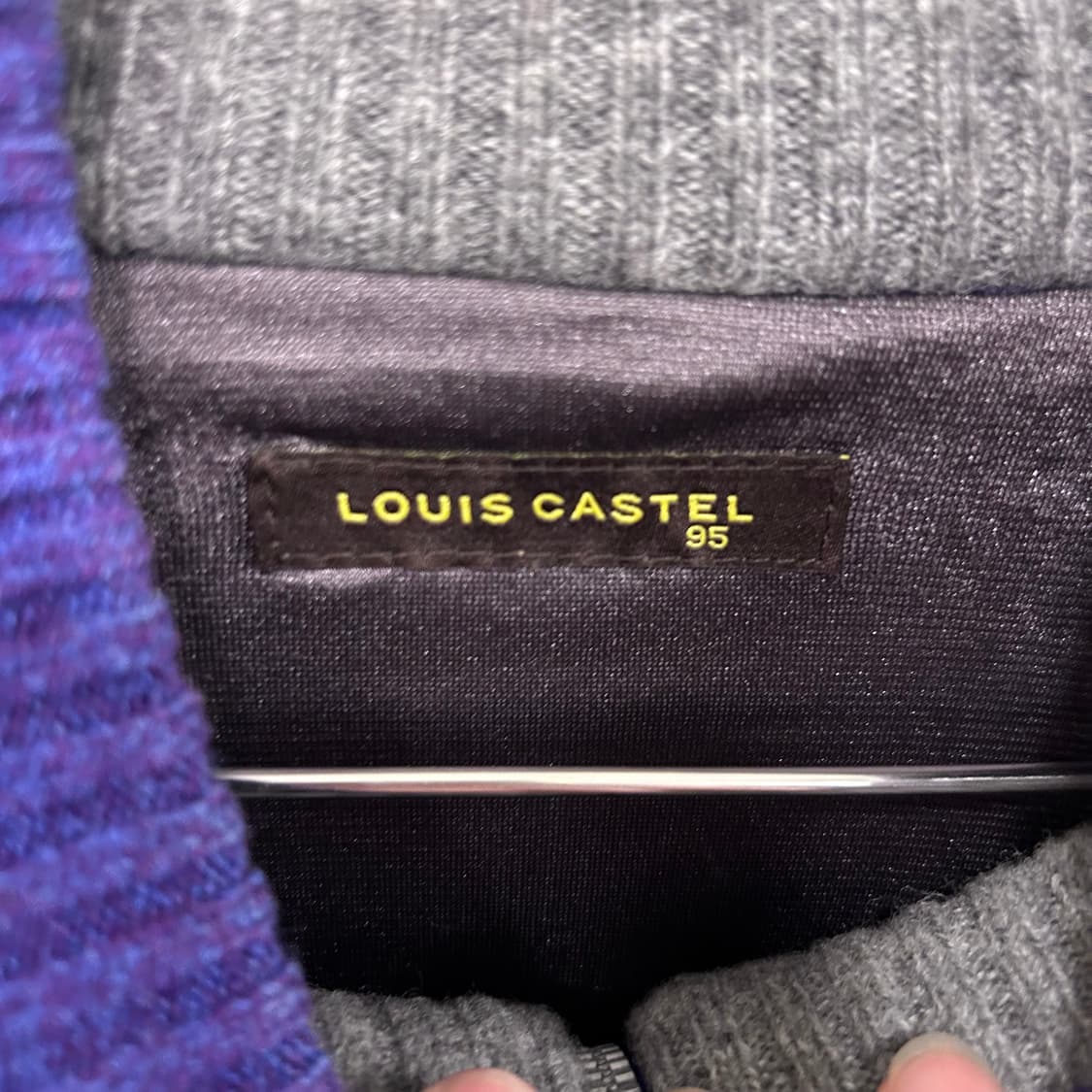 루이까스텔 골프 스몰로고 하이넥 니트집업 상품이미지3