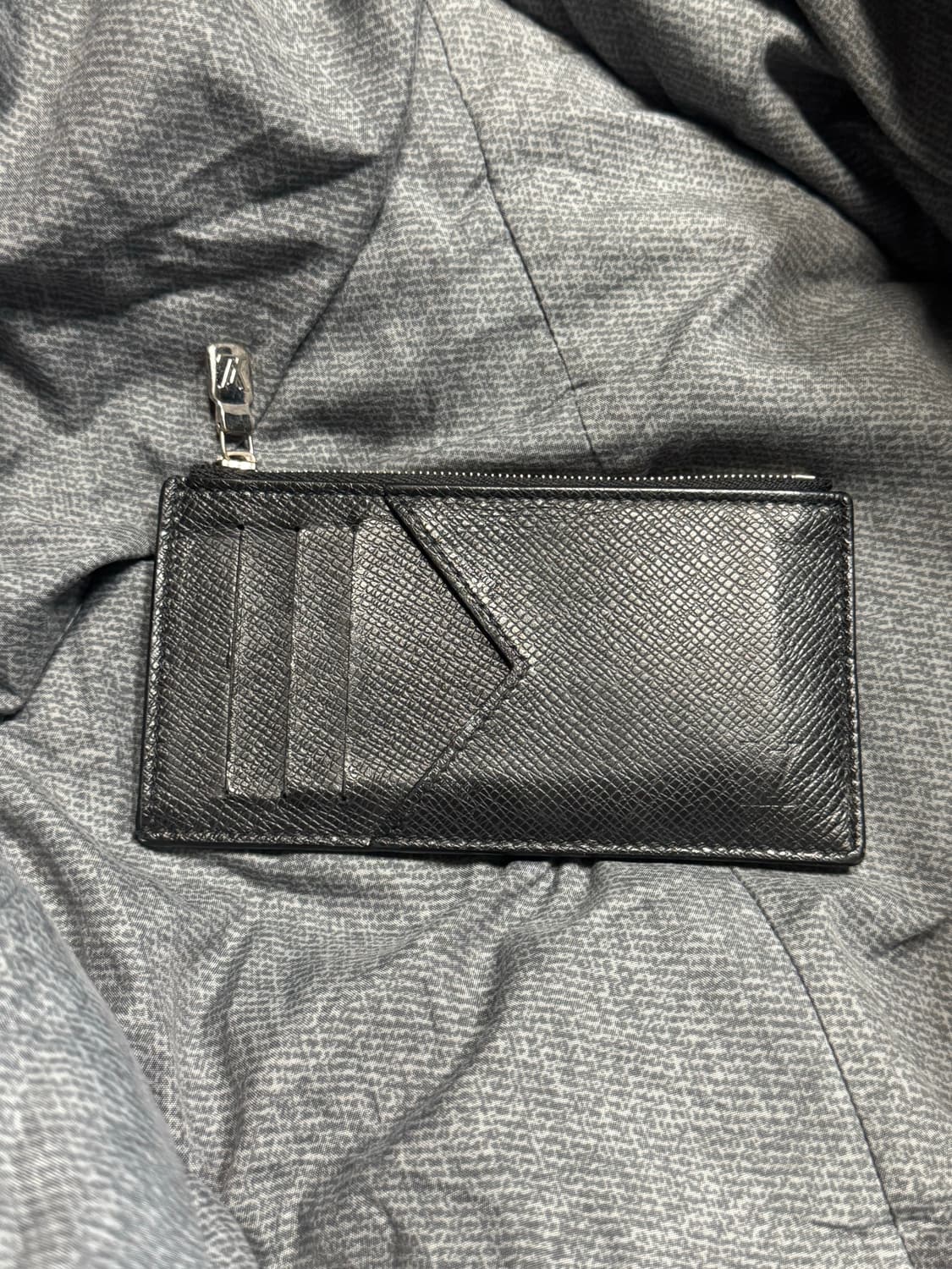 루이비통 코인 카드 홀더 타이가 블랙 상품이미지2