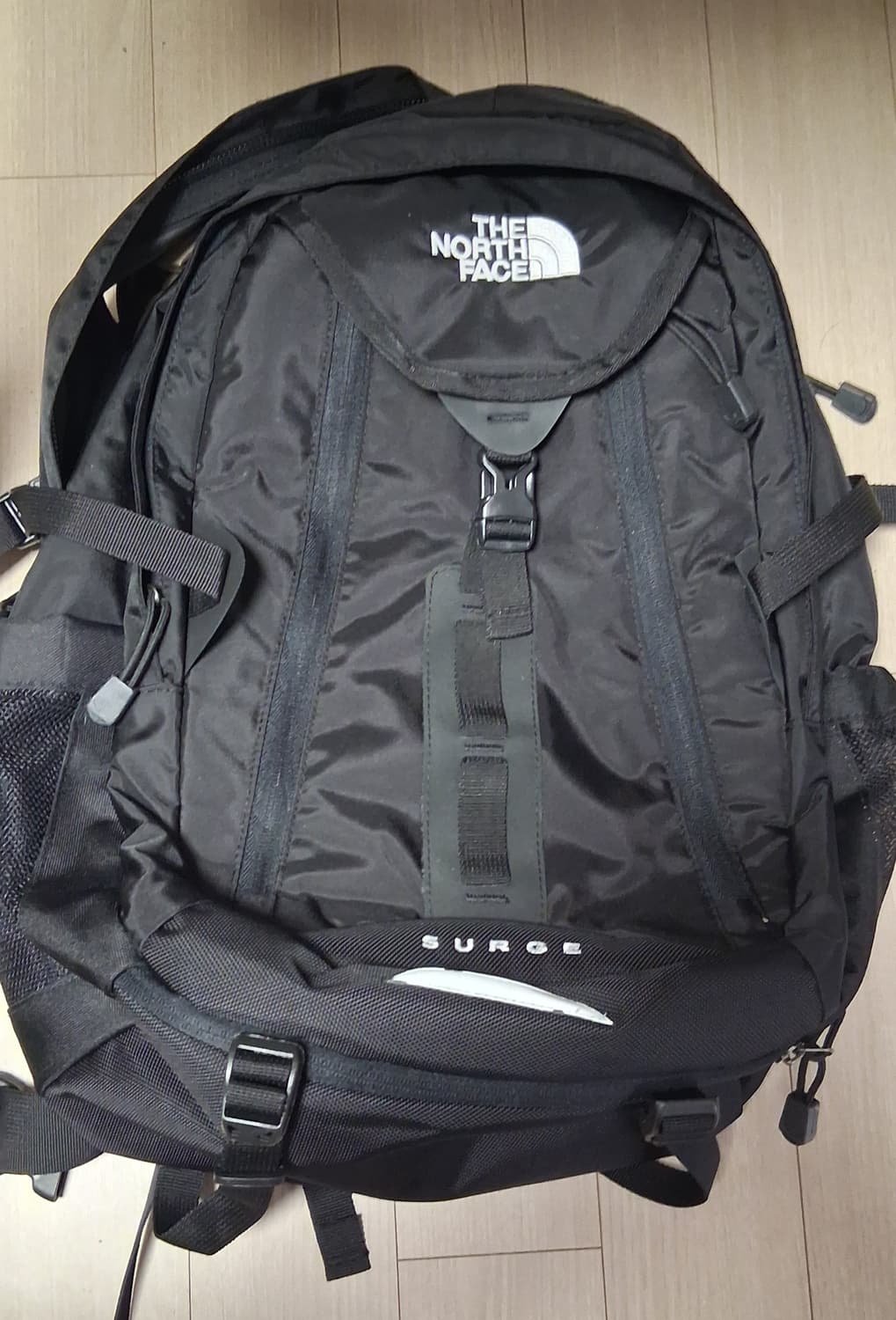 노스페이스 서지 백팩 거의 새상품 상품이미지1
