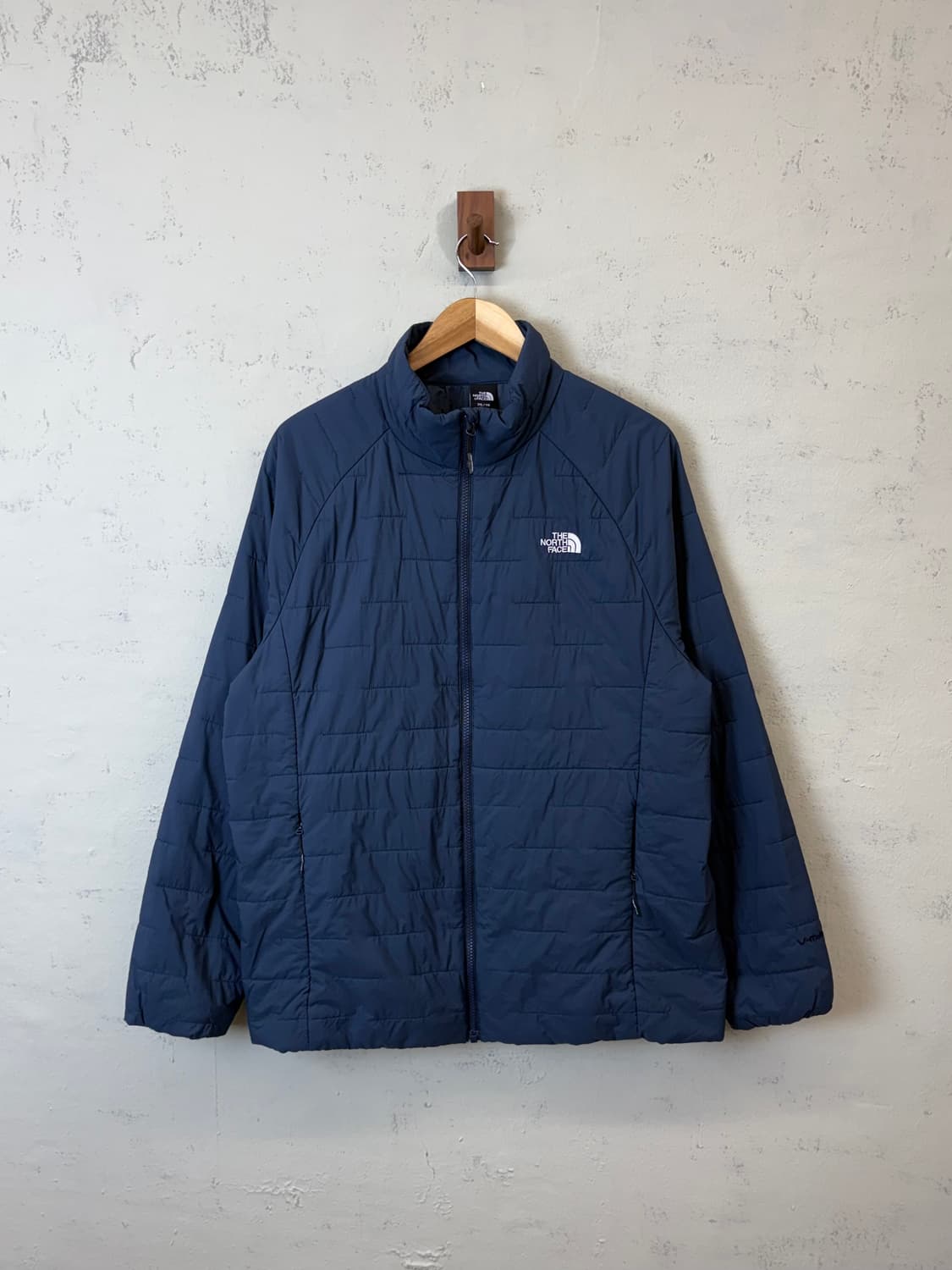 노스페이스 v motion 경량패딩 상품이미지1