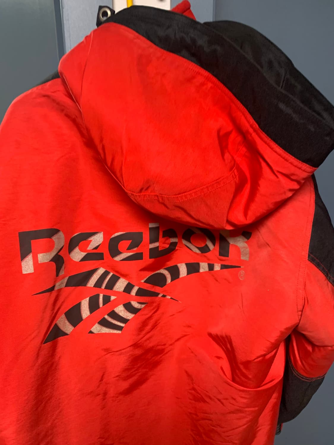 리복 바람막이 자켓 레드블랙 100 상품이미지5