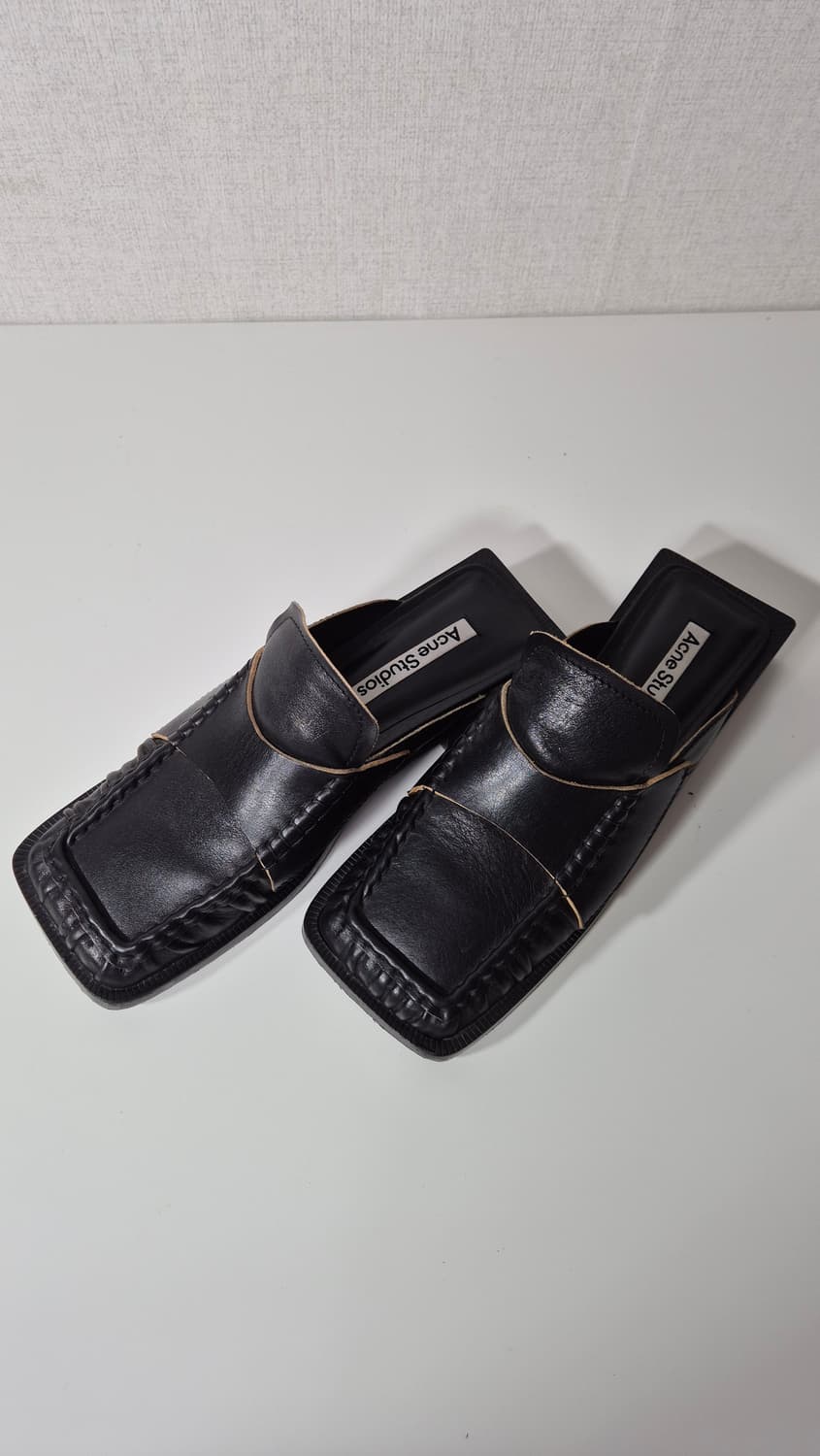정품 아크네스튜디오 가죽 슬리퍼 상품이미지3