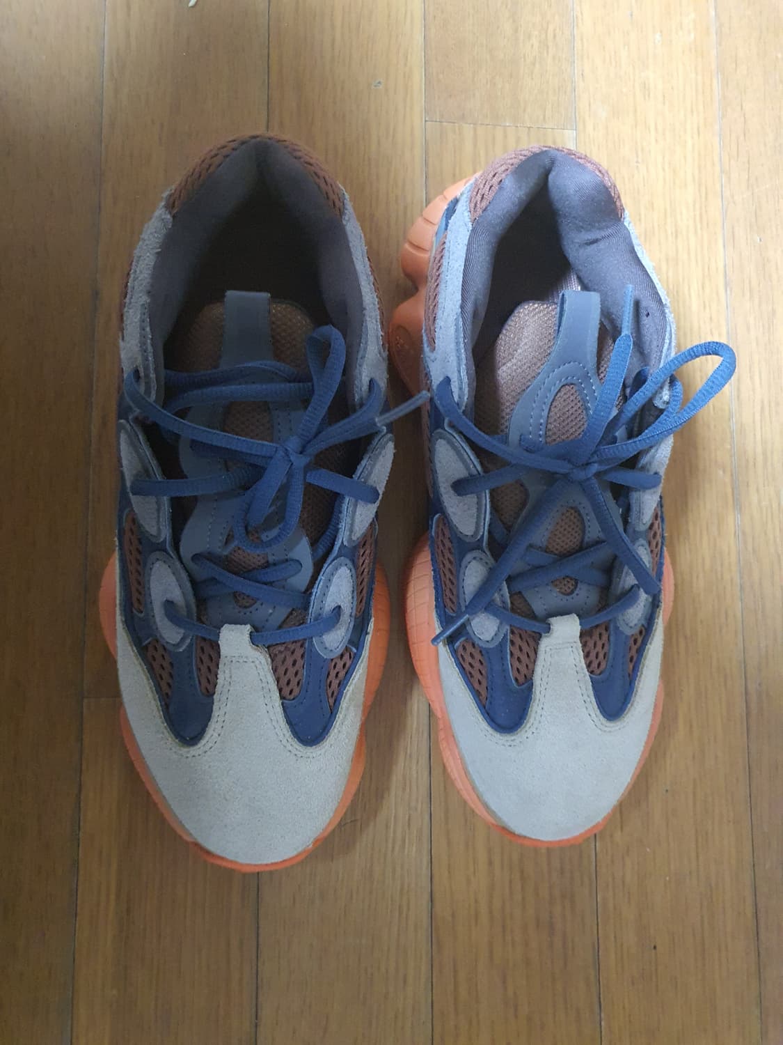 아디다스 이지 500 인플레임 260 상품이미지1