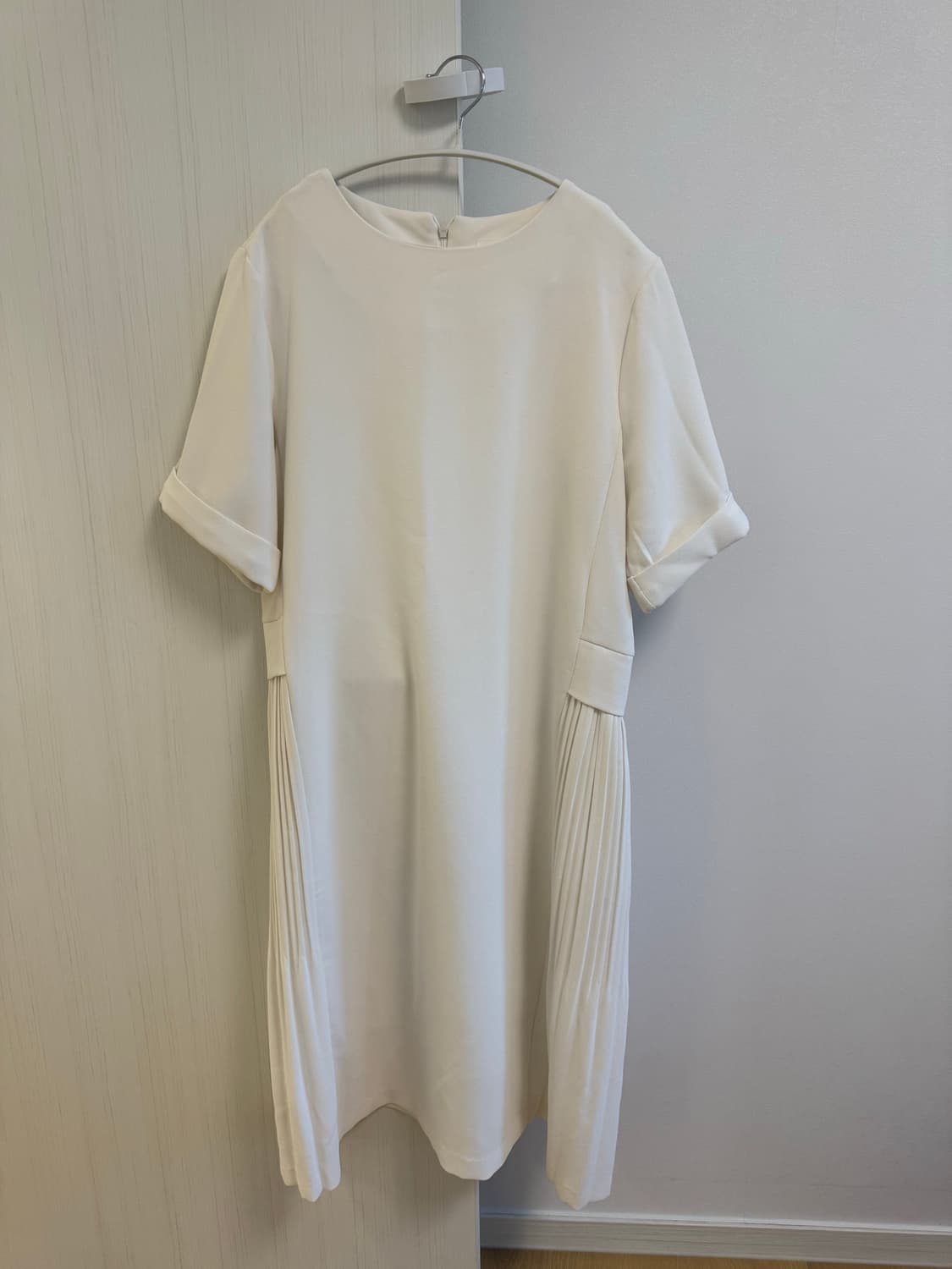 흰 롱 원피스  팔아요 상품이미지1