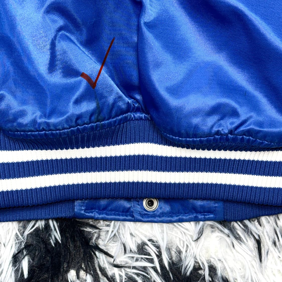 NIKE 90s 새틴 바시티 봄버 자켓 상품이미지4