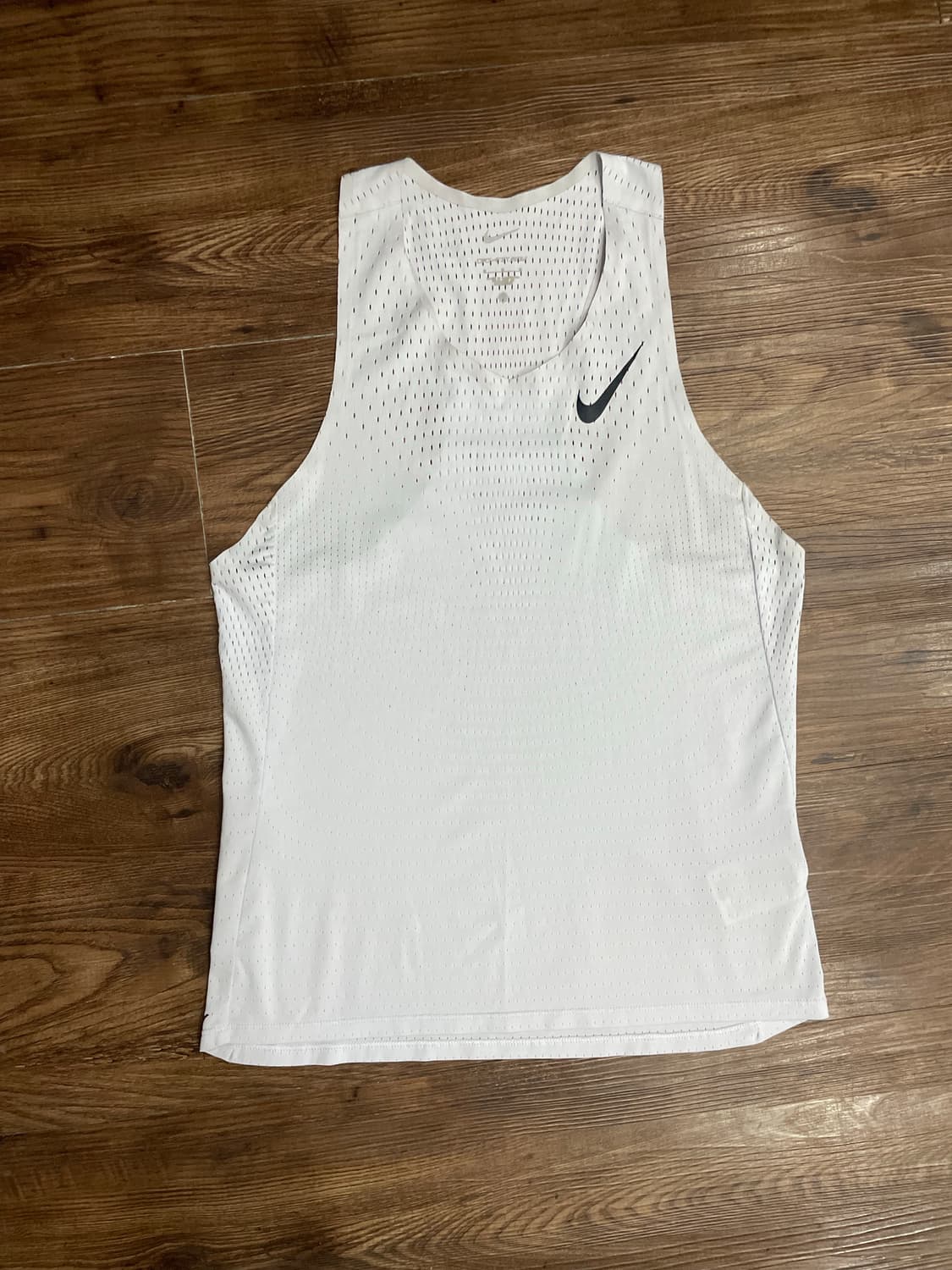 나이키 에어로스위프트 드라이 핏 ADV 러닝 싱글렛 상품이미지1