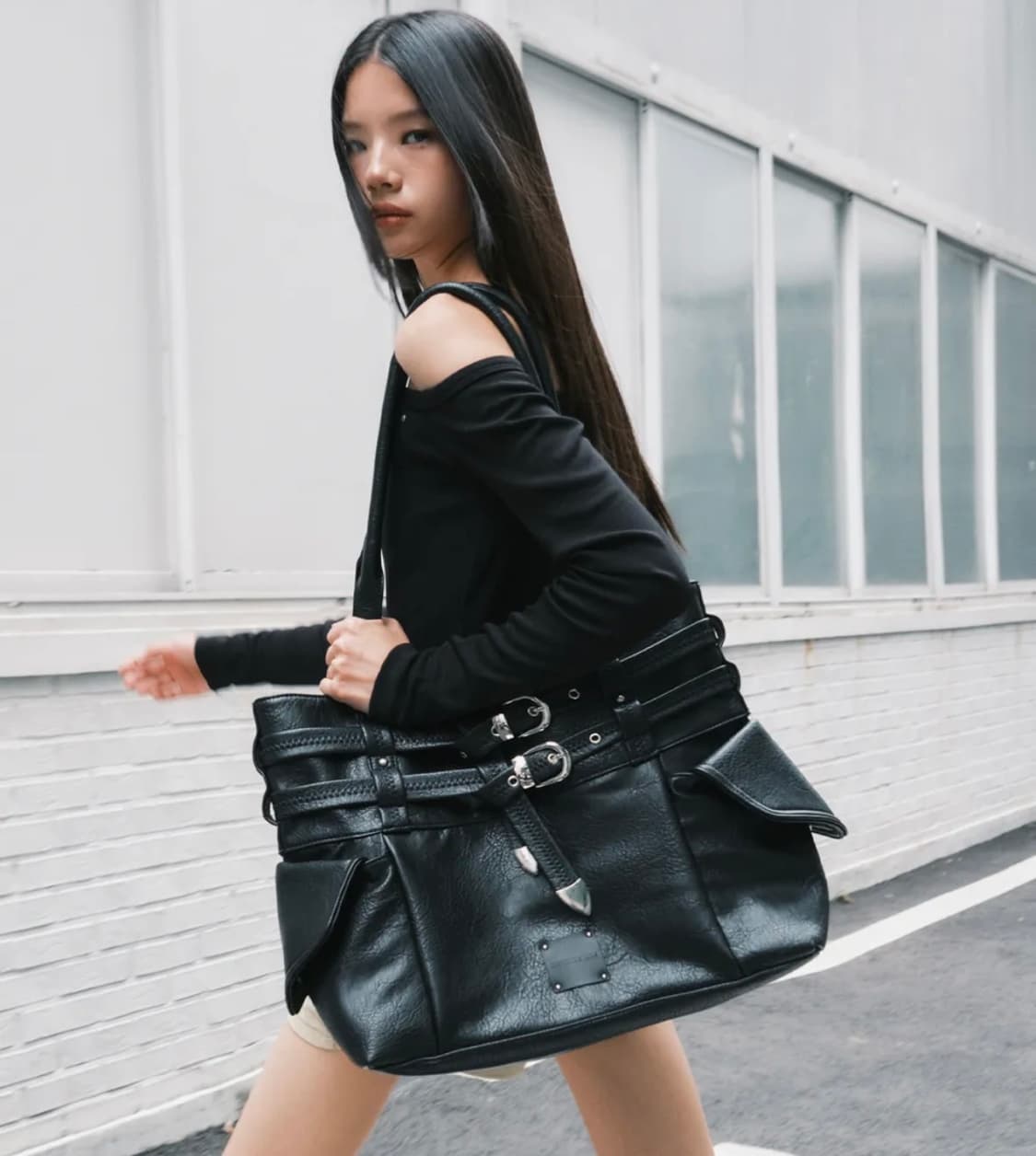 스퀘어라인 넥시 레더 버클 블랙 숄더백 토트백 블랙퍼플 다이닛  상품이미지1