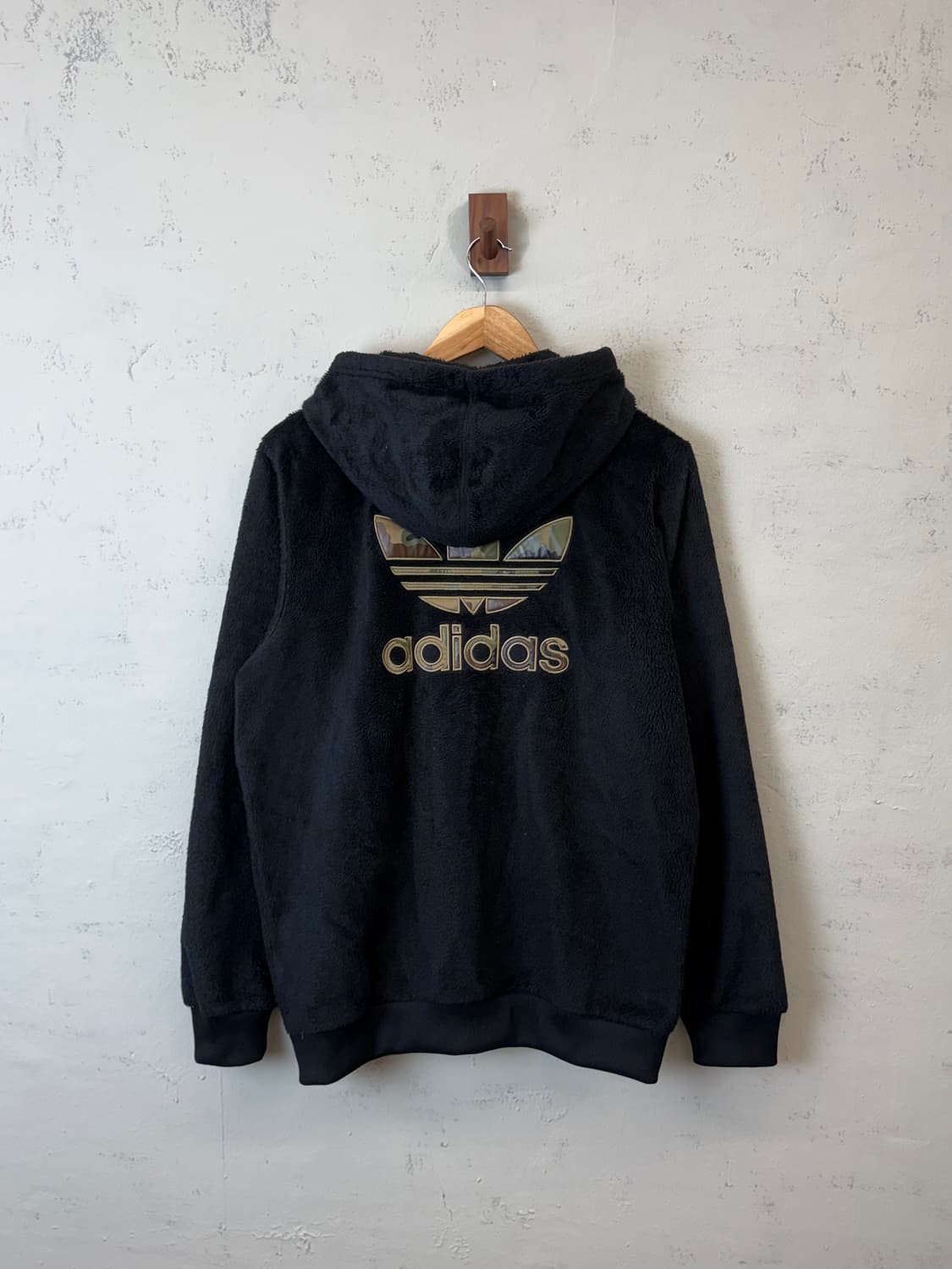 아디다스 카모 빅로고 후리스 후드집업 상품이미지1