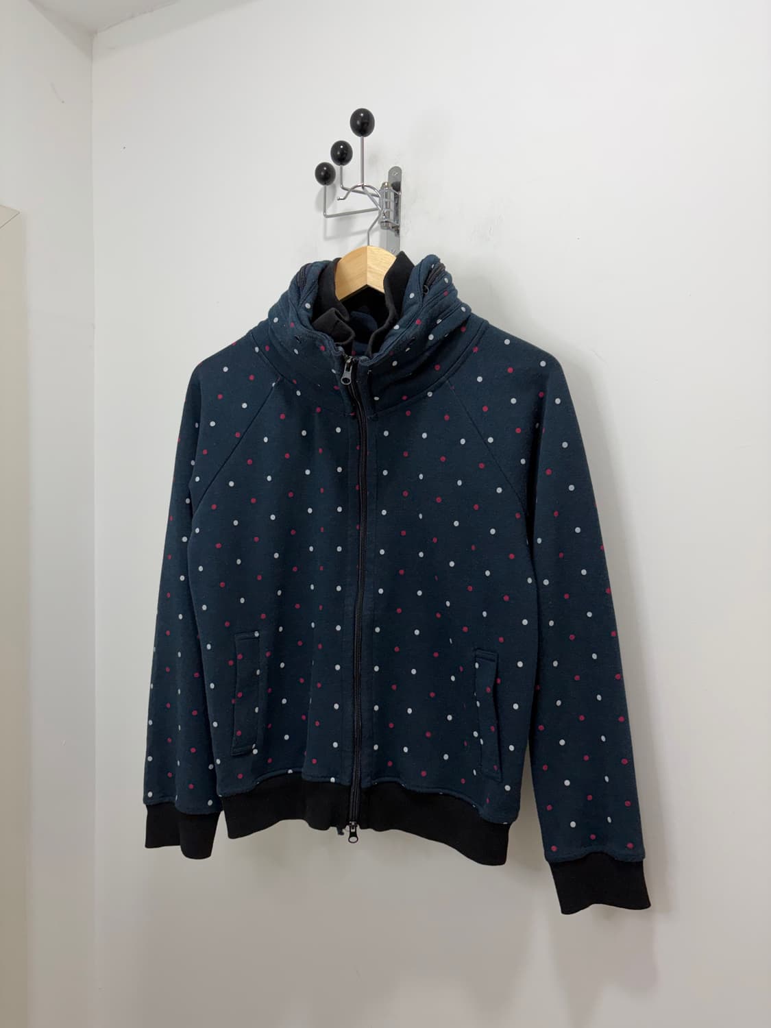 Bull 도트 땡땡이 하이넥 자켓 상품이미지5