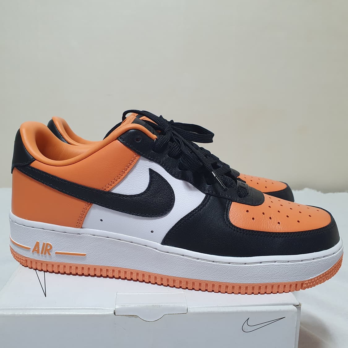 275 나이키 에어포스 1 쉐터드 백보드 컬러조합 상품이미지2