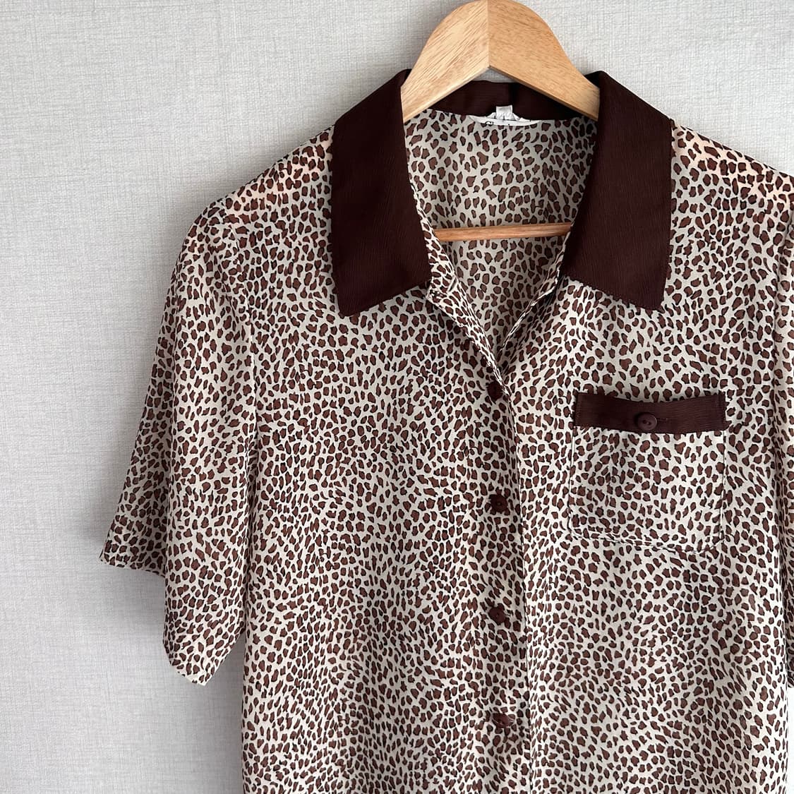 Vintage Leopard Pattern Shirts 상품이미지3