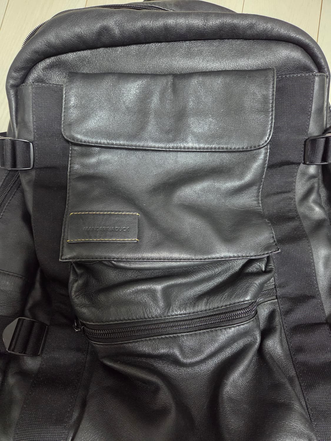 만다리나덕 천연가죽 백팩 상품이미지2