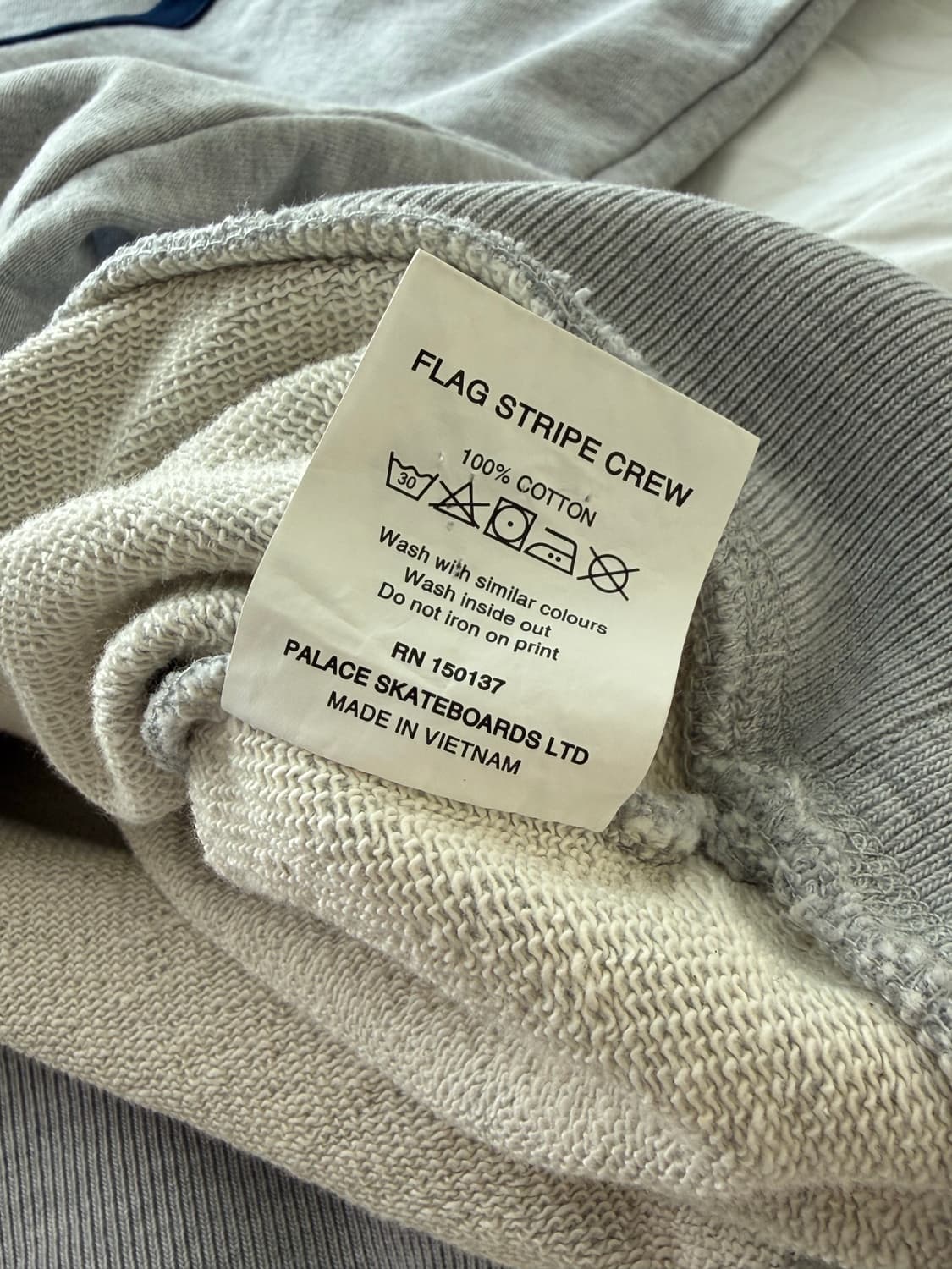 팔라스 플래그 스트라이프 크루넥 그레이 상품이미지3