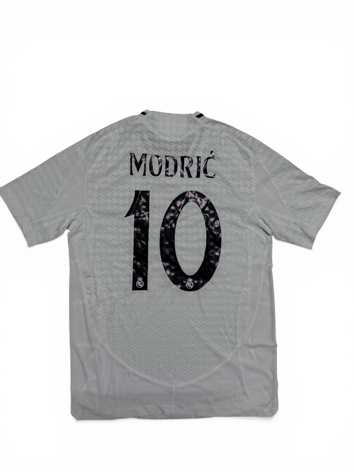 24-25 아디다스 레알 마드리드 홈 어센틱 유니폼 상품이미지2