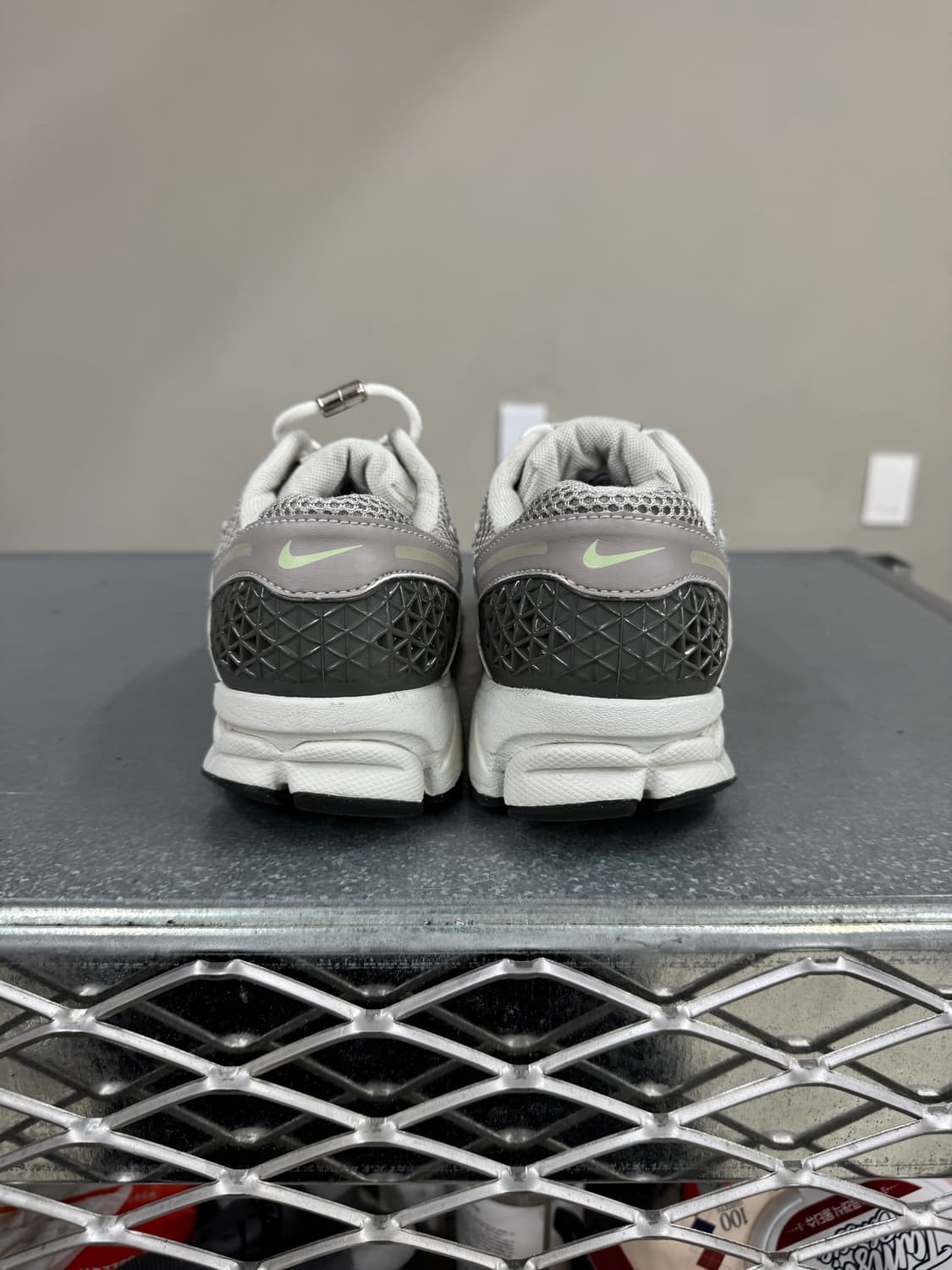 나이키 줌 보메로 5 코블스톤(w) 260 상품이미지3