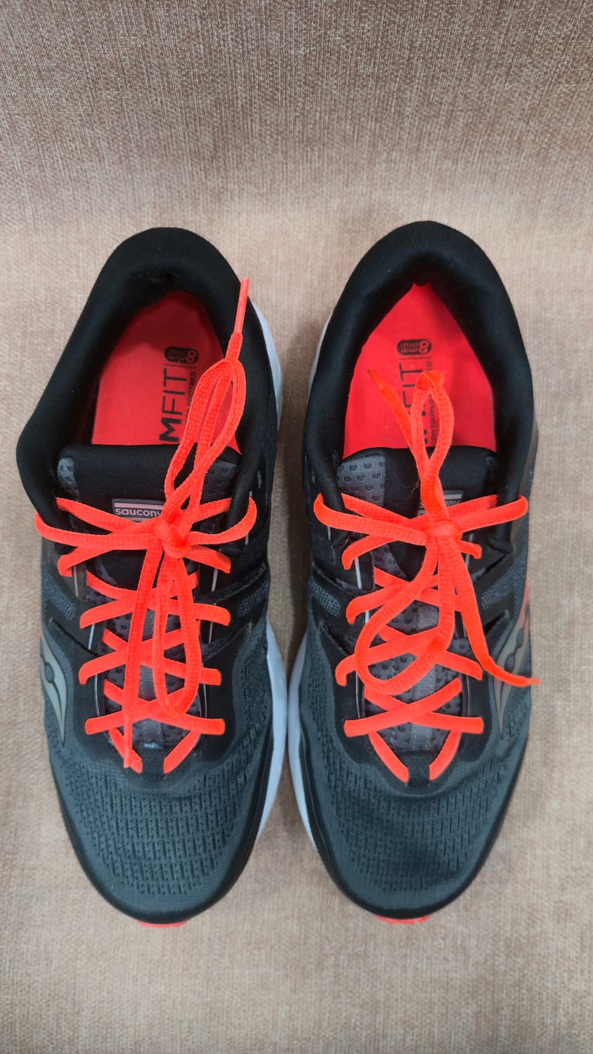 써코니 275mm- 가이드 이소 2 운동화 검정/오렌지 러닝화 상품이미지2