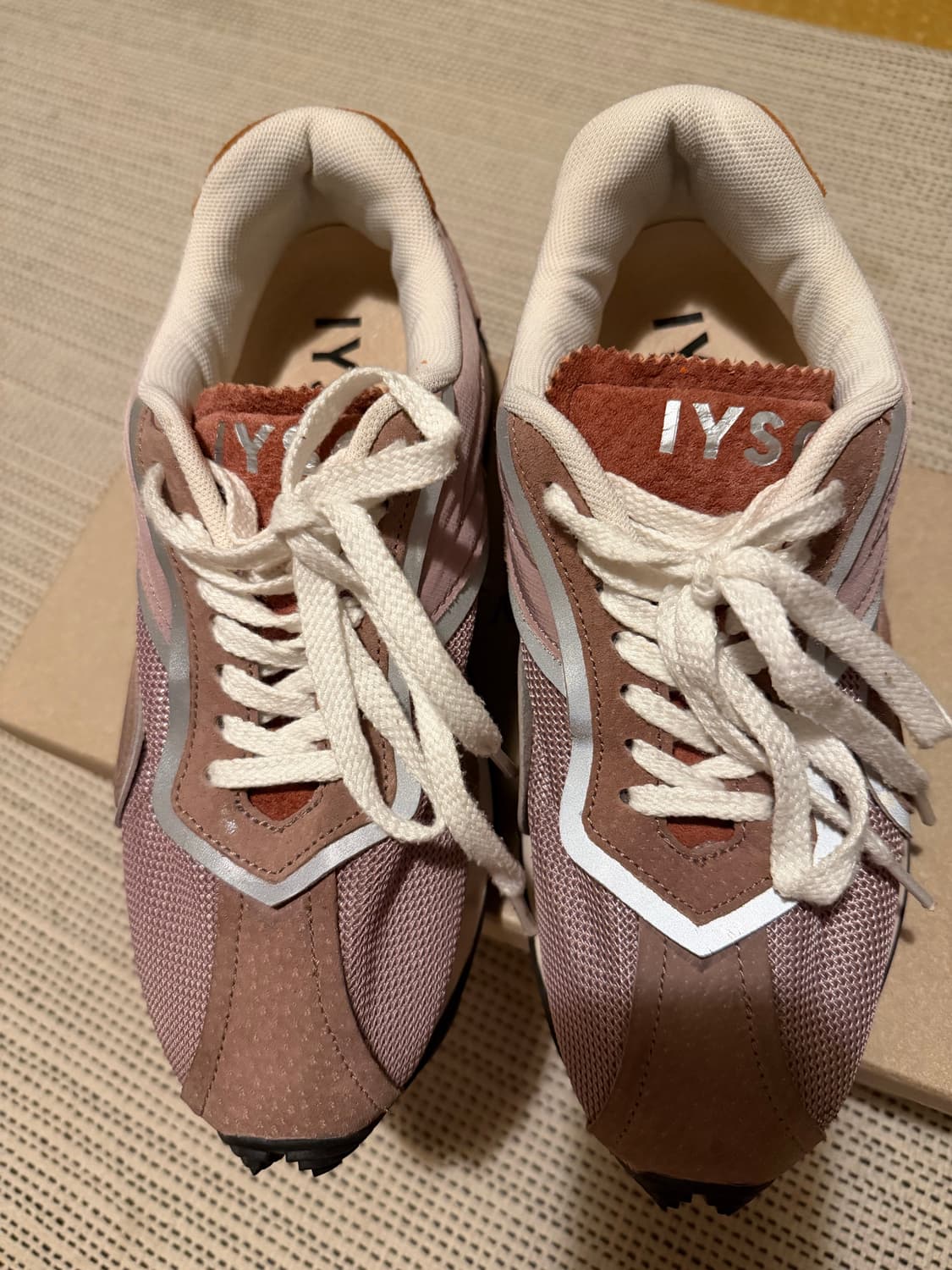 이소(IYSO)헤일로 스페이스 핑크 상품이미지4