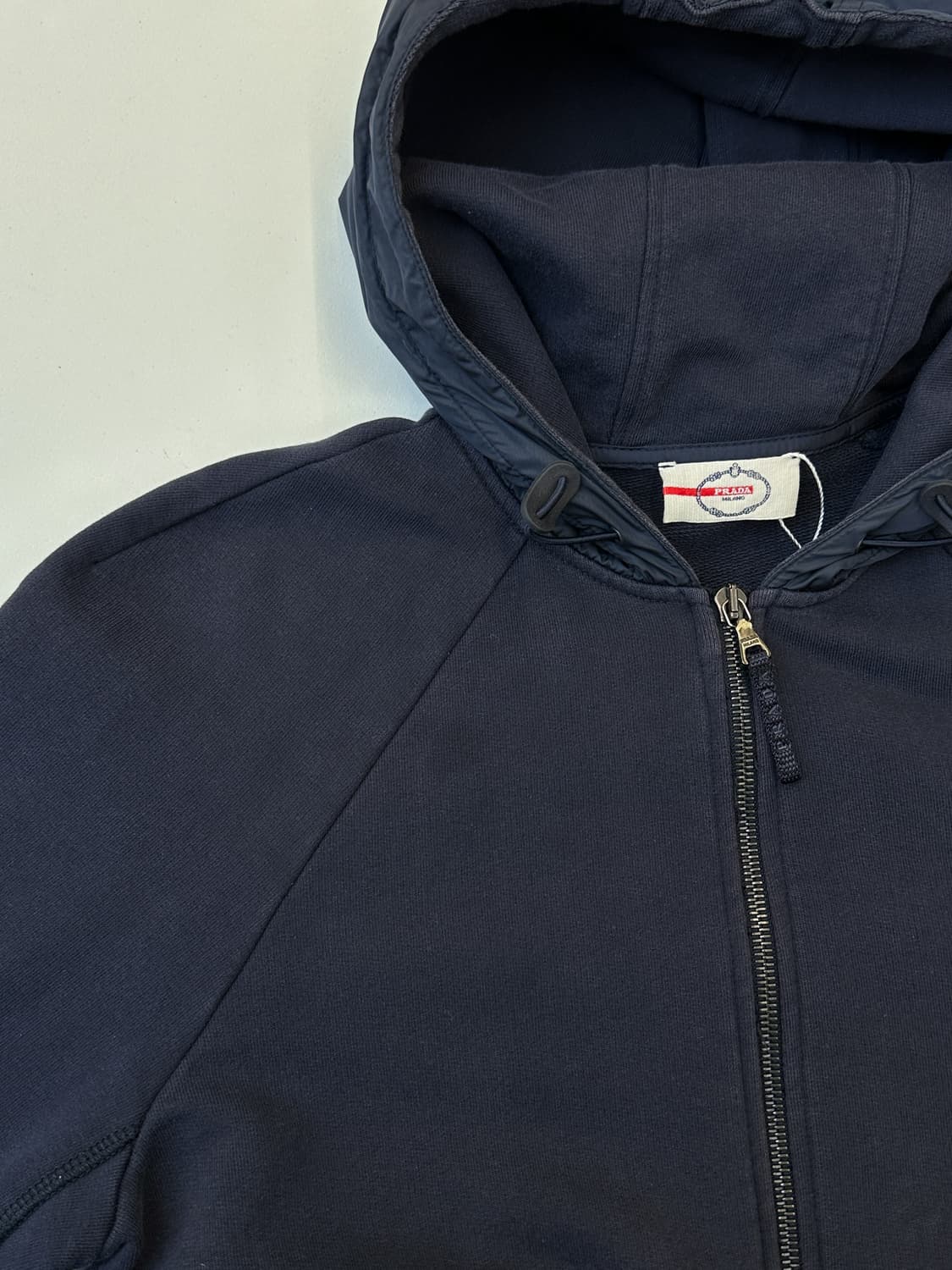 프라다 나일론 패널 후드집업 상품이미지9