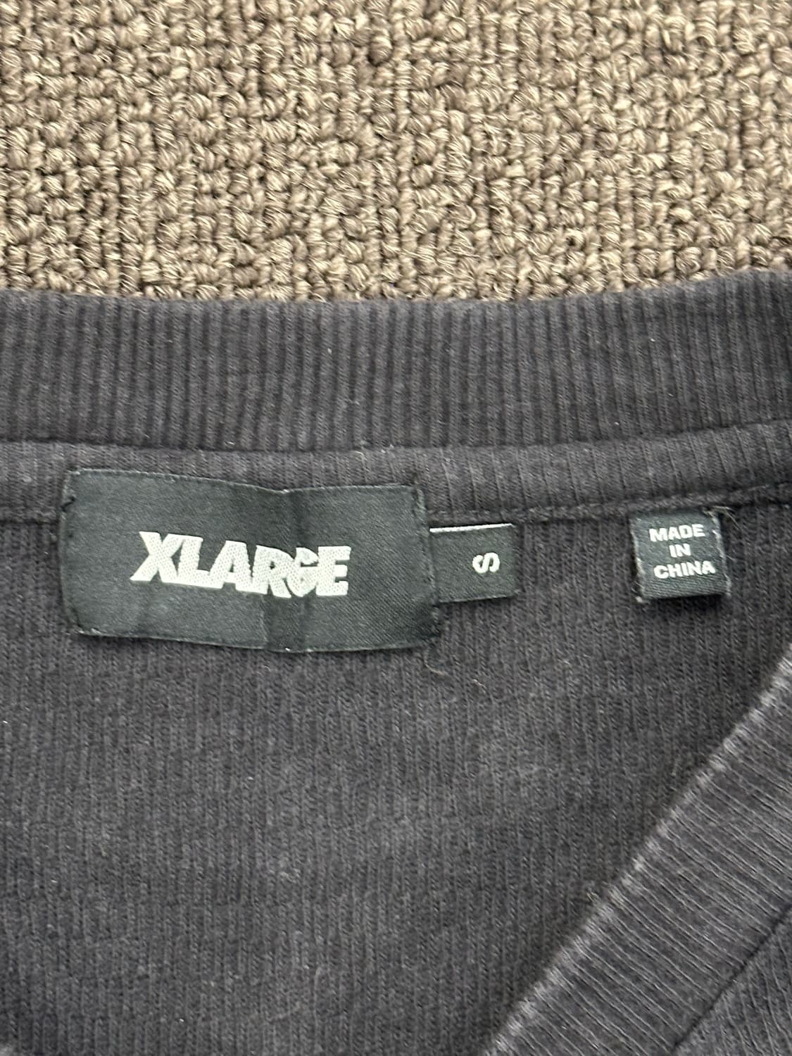 S)XLARGE vintage 포켓 지퍼 디테일 블랙 맨투맨 상품이미지4