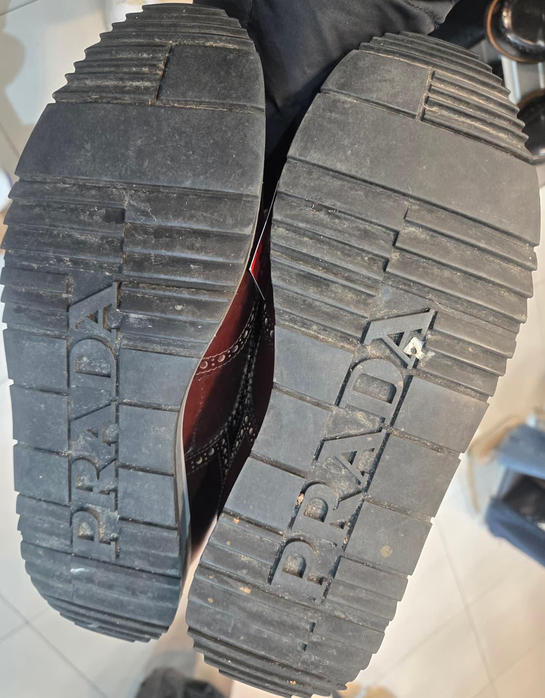 프라다 정품 가죽 더비 260 상품이미지5