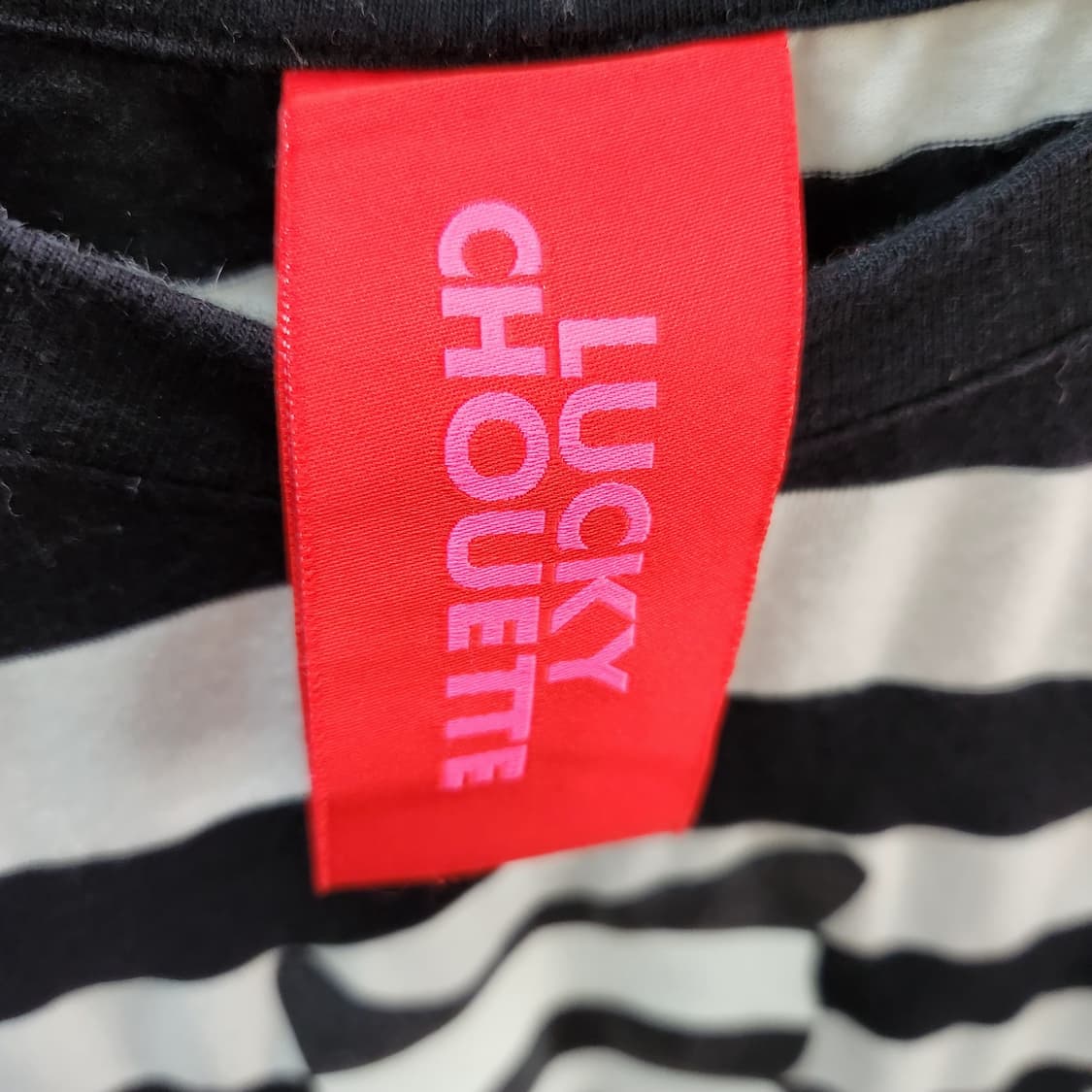 럭키슈에뜨 부엉이 로고 스트라이프 크롭반팔 F(M) 상품이미지5