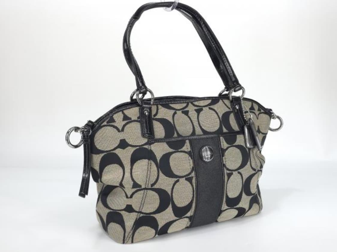 코치 숄더백 상품이미지1