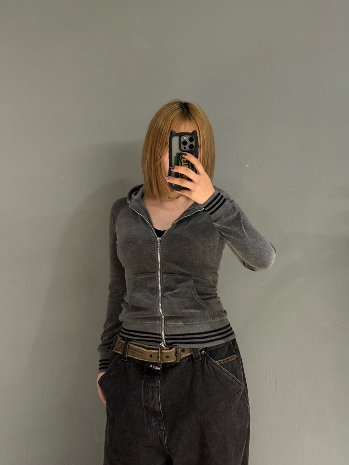 velour line detail 2-way hood zip-up 상품이미지2