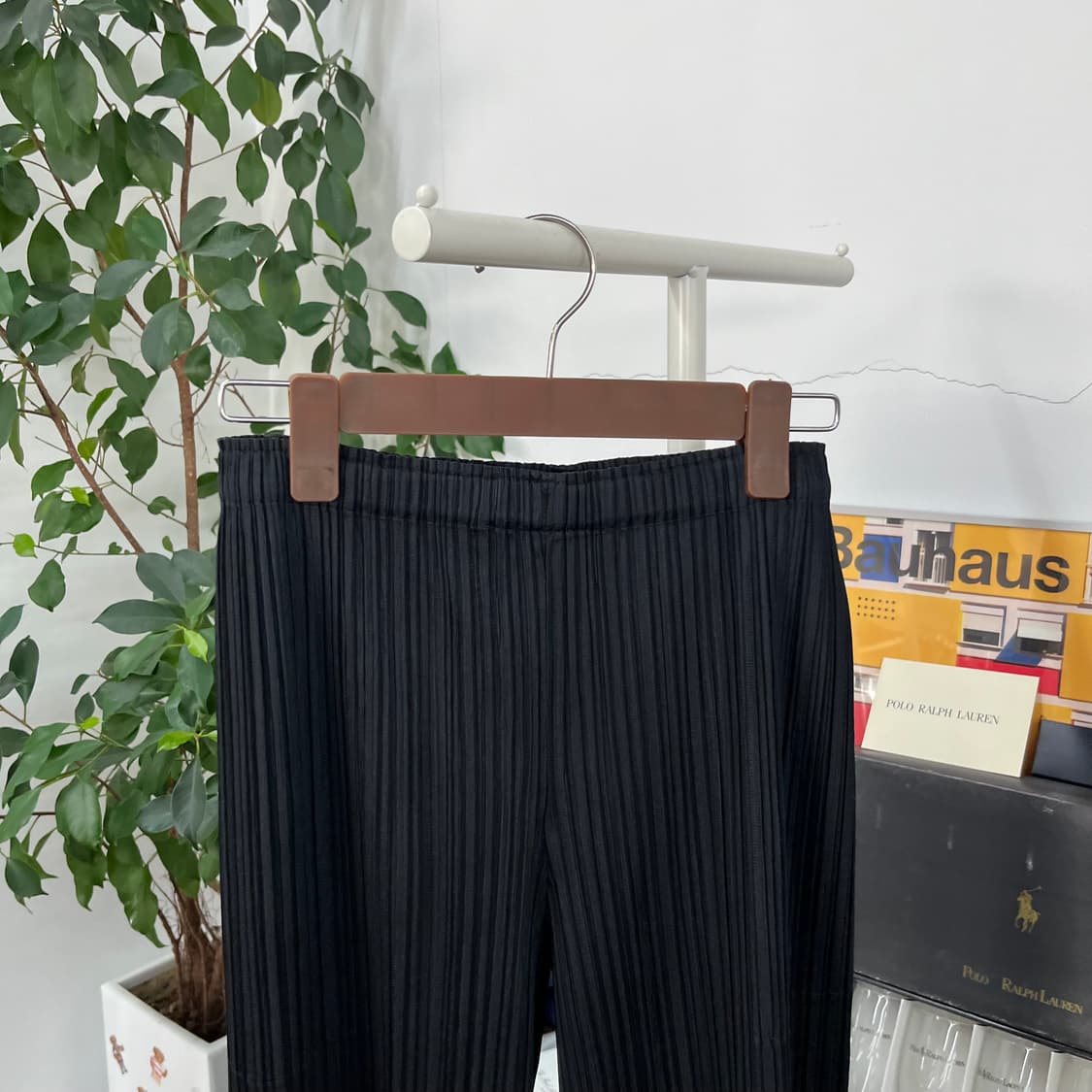 이세이미야케 플리츠플리즈 팬츠 2 상품이미지2