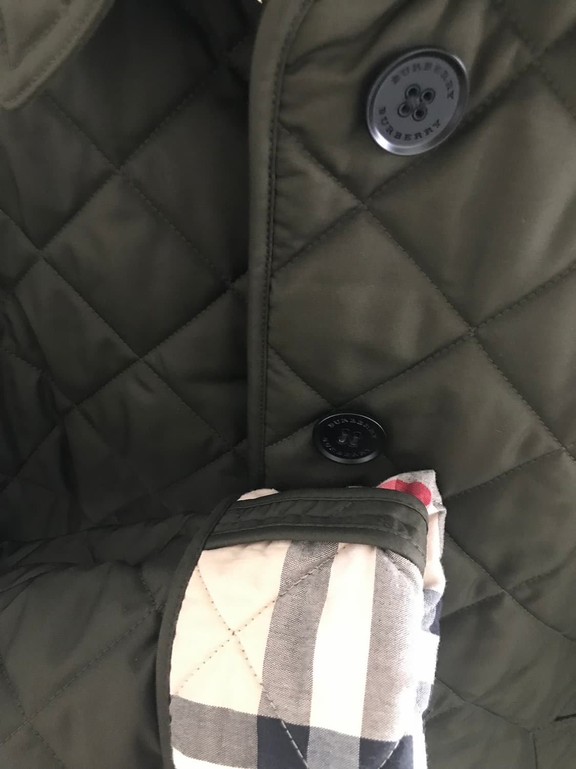 버버리 경량패딩 상품이미지5