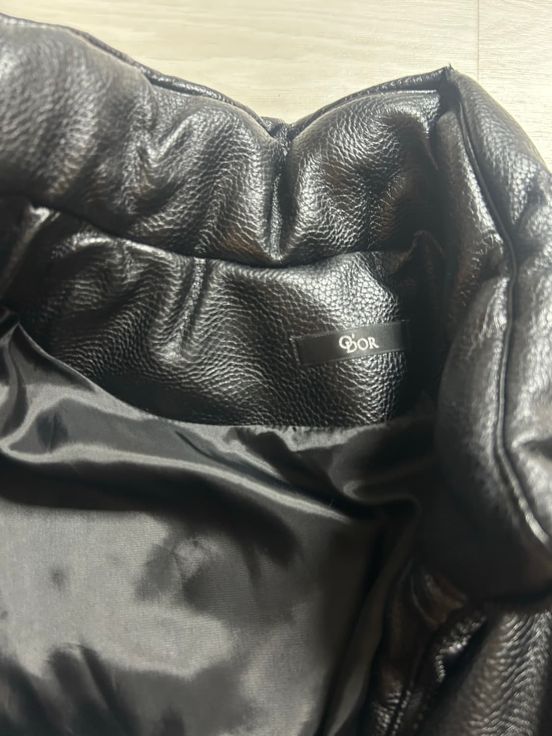 오도어 레더 패딩 상품이미지4