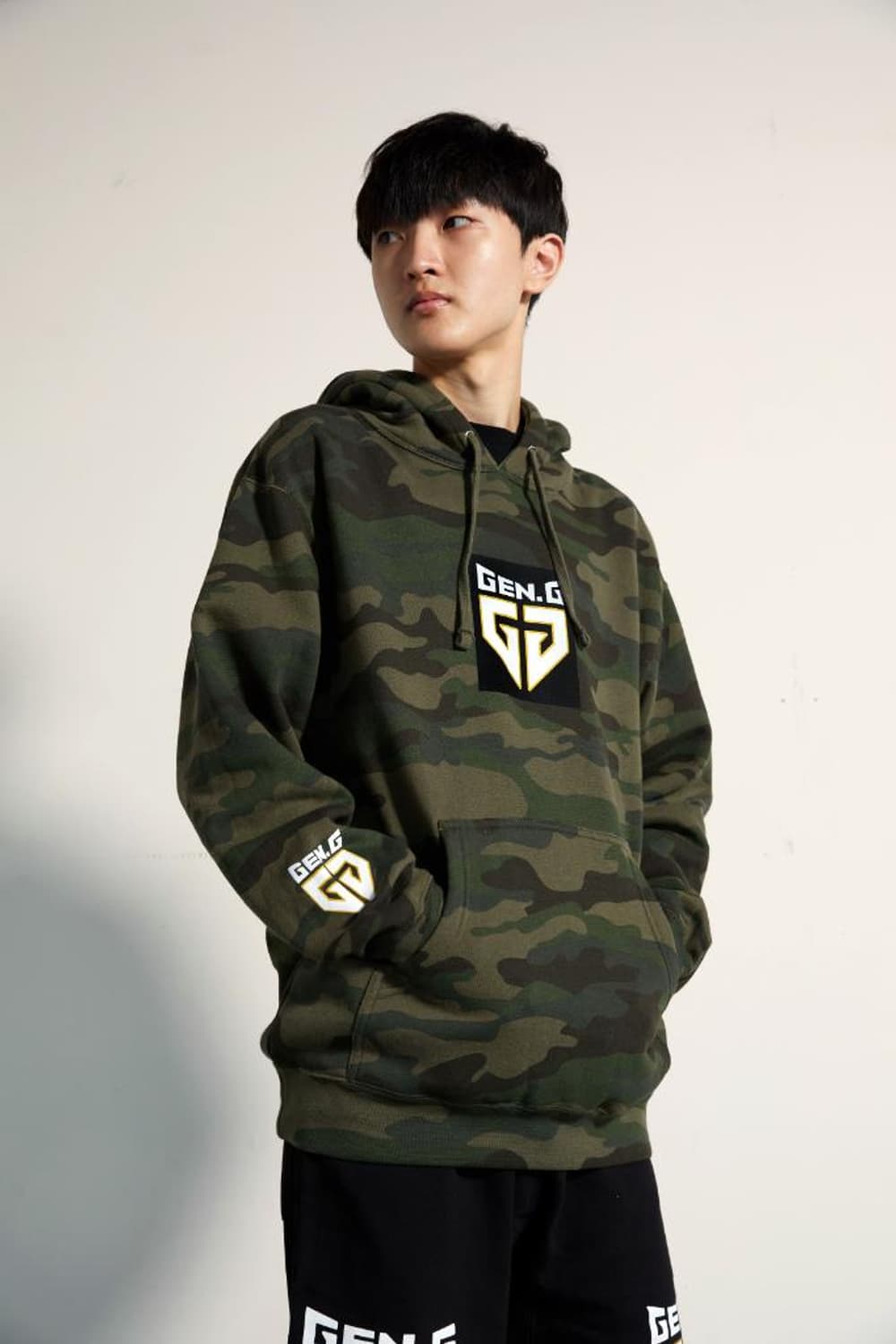 [새상품]LCK 롤 젠지 카모 후드티 상품이미지1