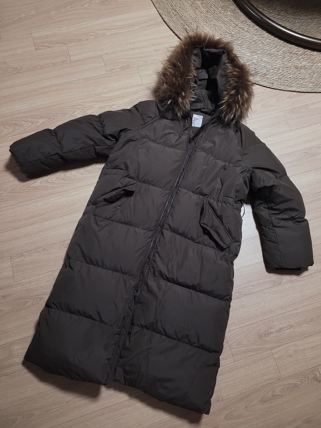 새상품) 라쿤 롱패딩 (줄포함) (실물털풍성) 블랙/브라운 상품이미지8