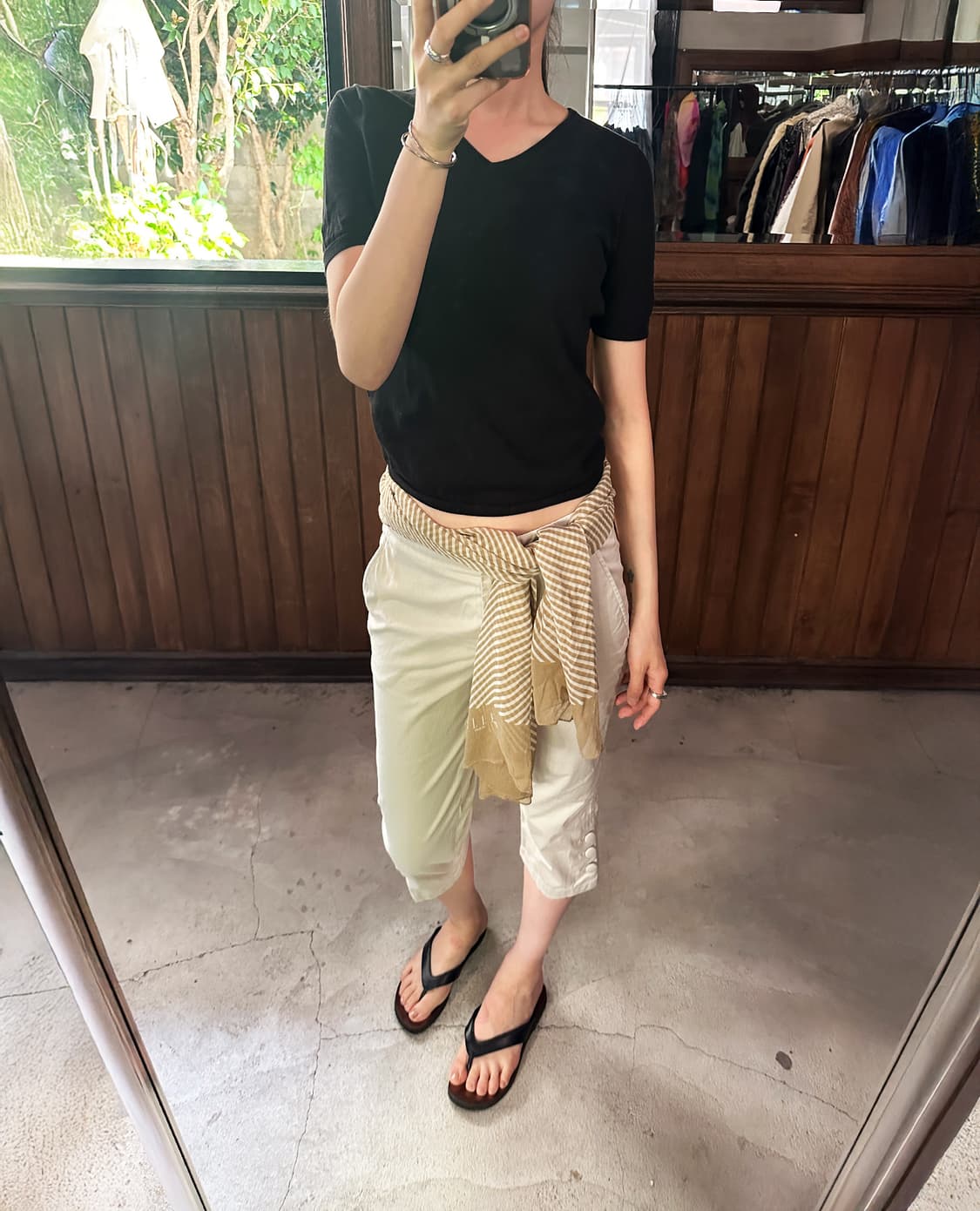 BURBERRY LONDON v-neck knit top 상품이미지1
