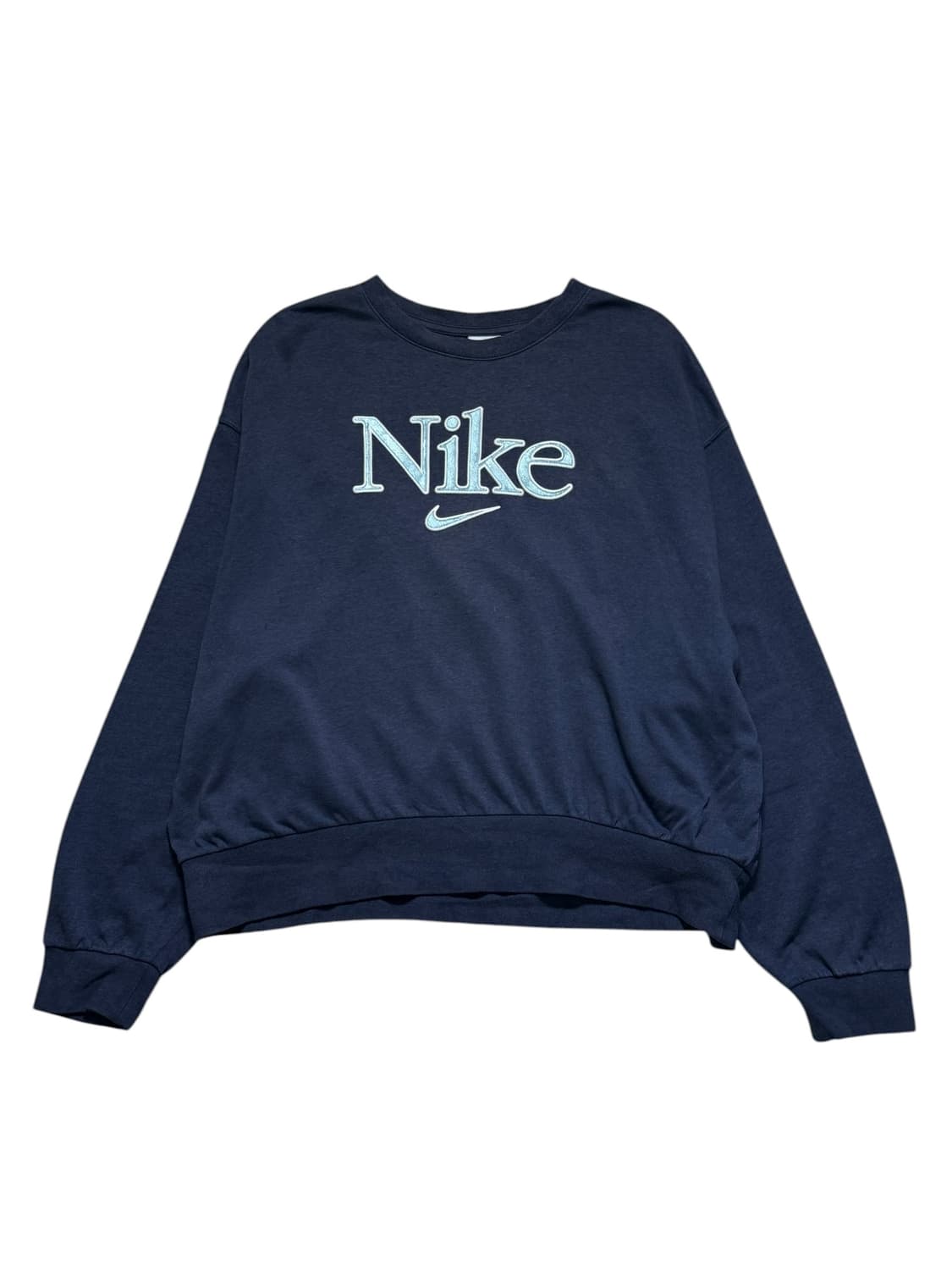 나이키 벨벳로고 세미크롭 맨투맨 상품이미지2