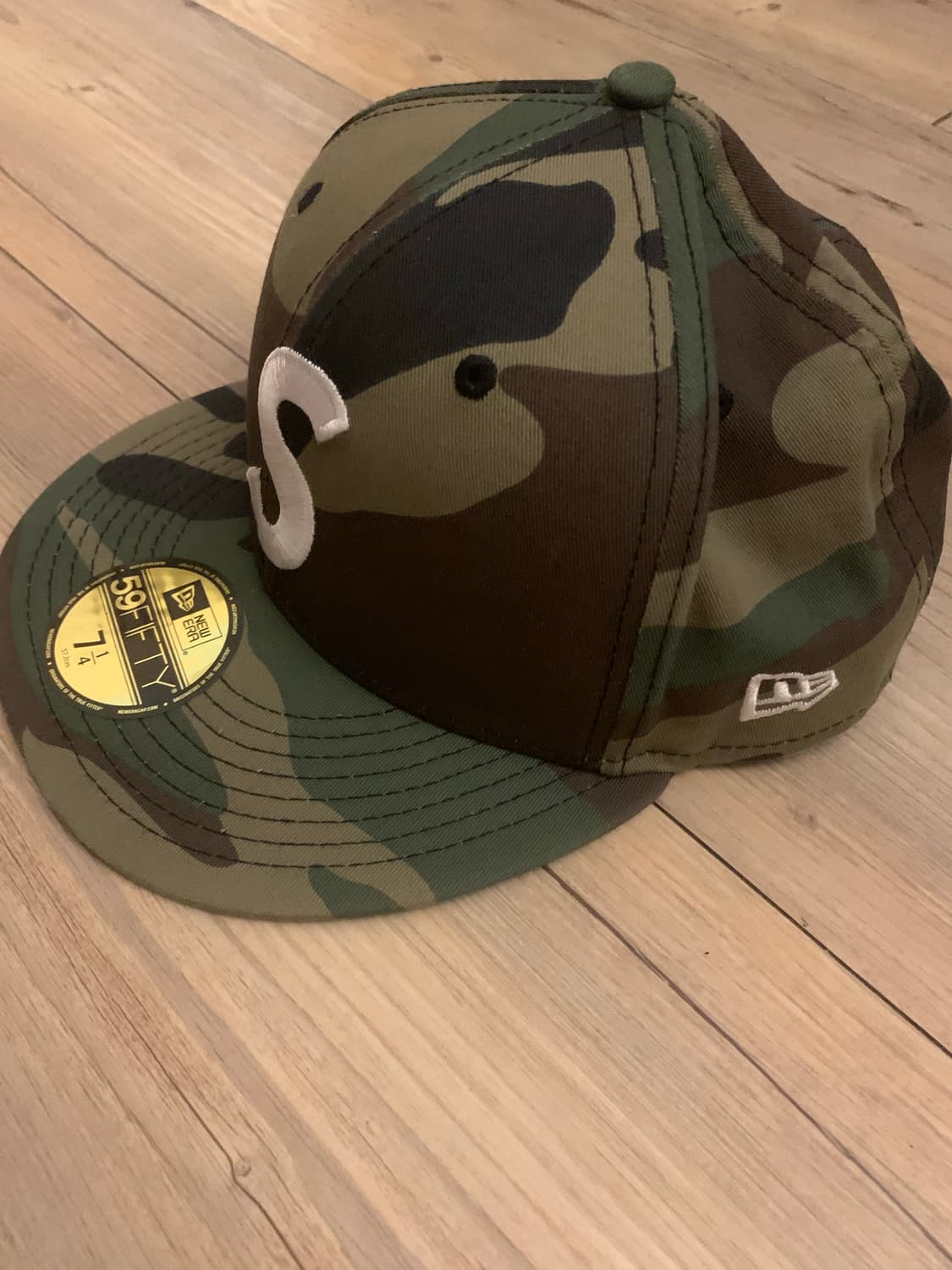 슈프림X뉴에라 스크류 볼 S로고 우드랜드 카모 상품이미지4