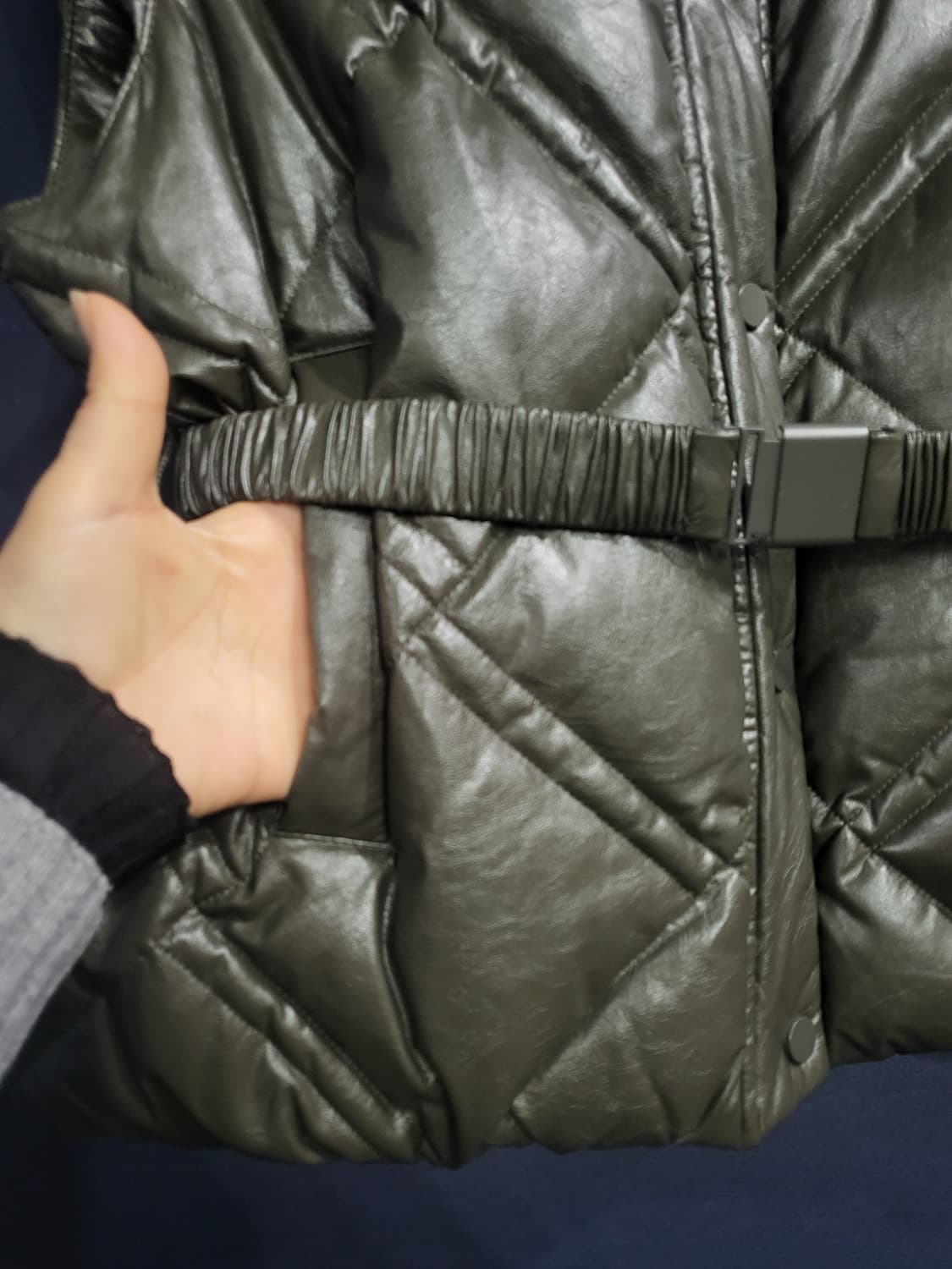 MOTHAN 레더 폴란드 구스패딩 베스트 상품이미지3