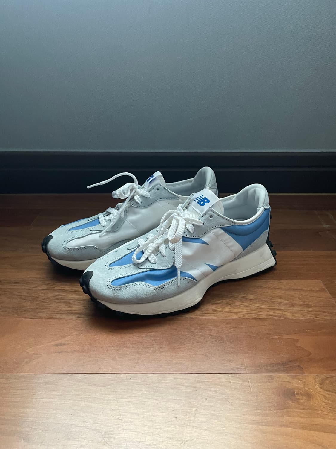 뉴발란스 327  상품이미지3