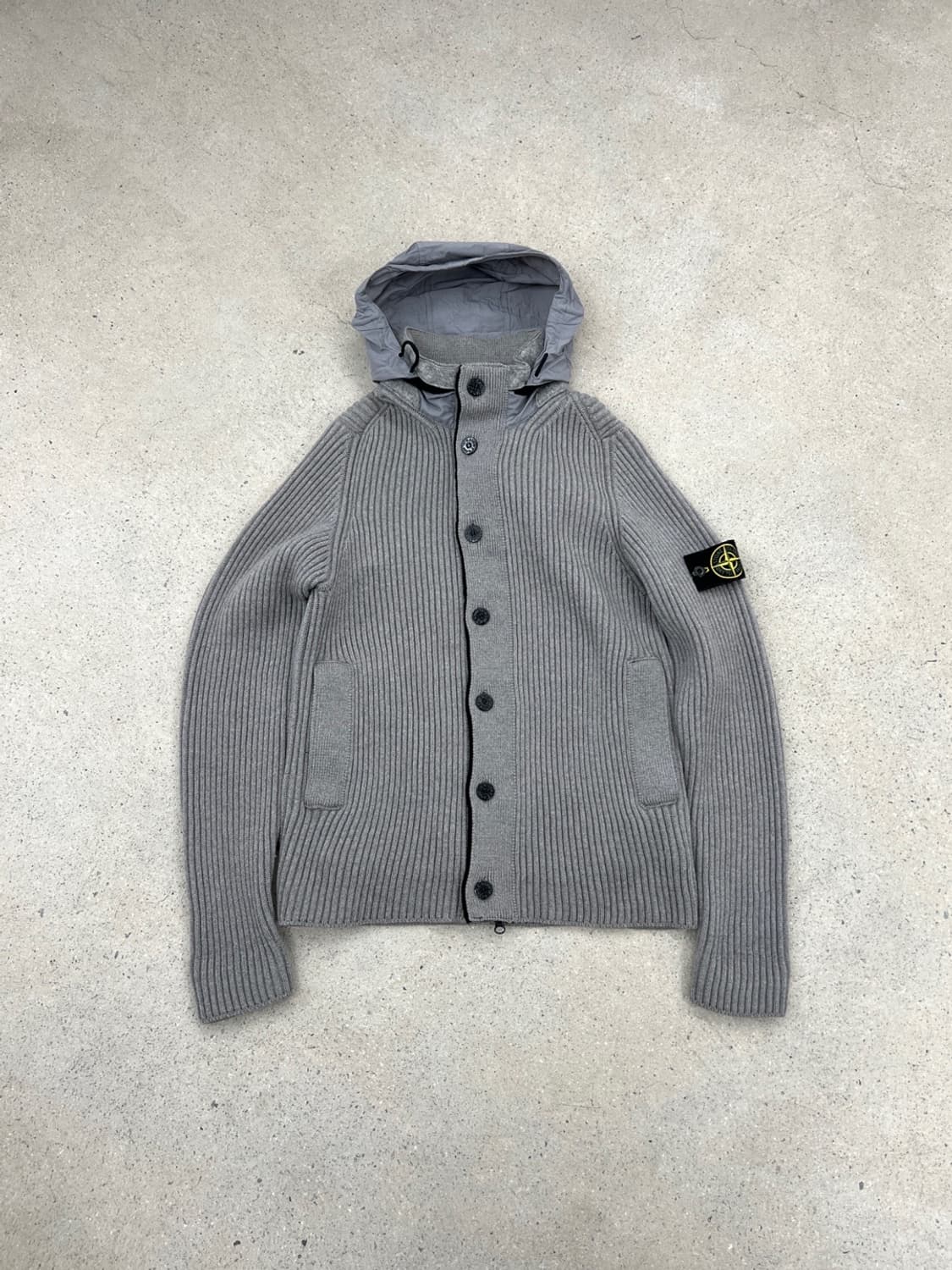 스톤아일랜드 와펜 골지 니트 집업 가디건 상품이미지3