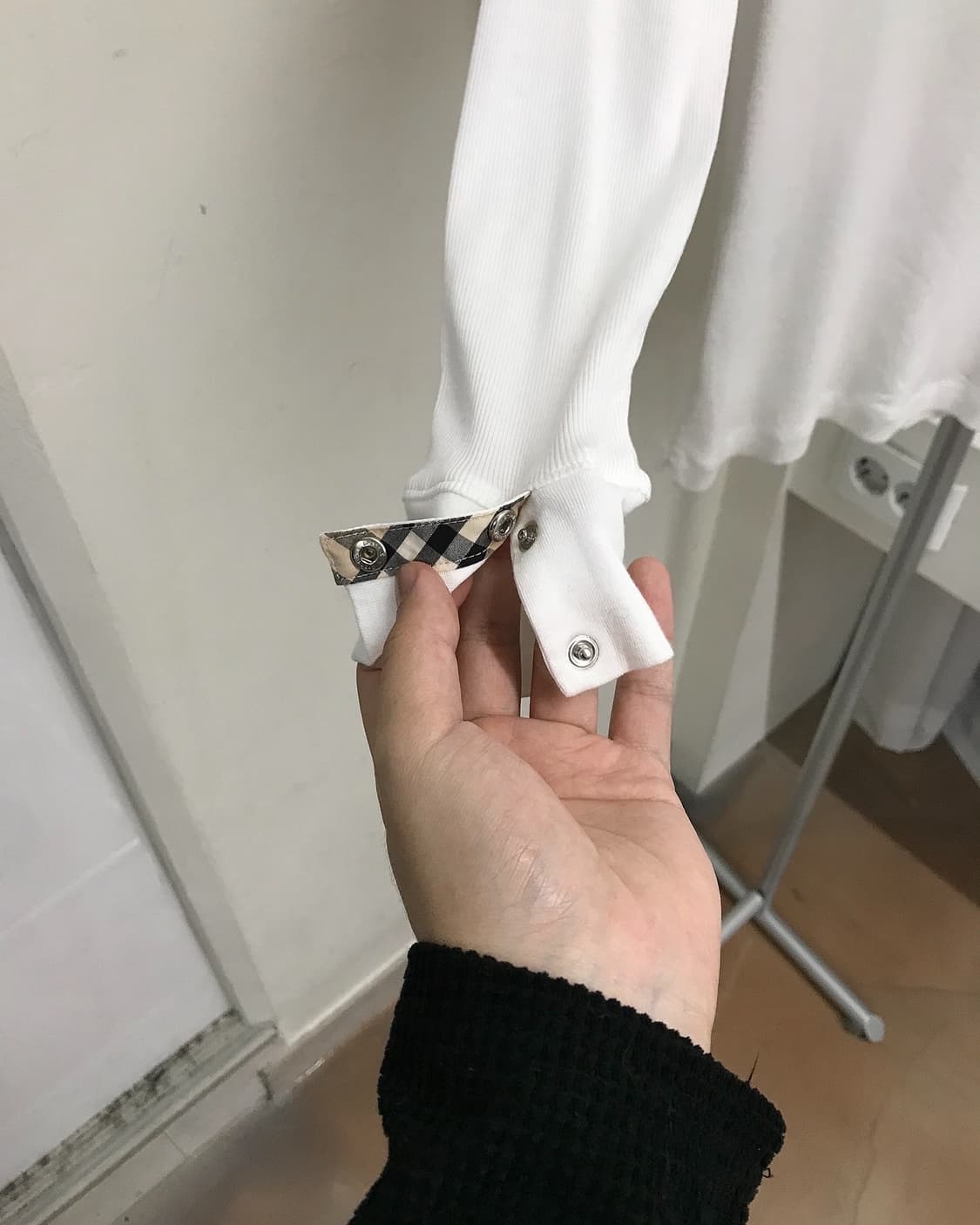 버버리 로고 골지 긴팔티 상품이미지4