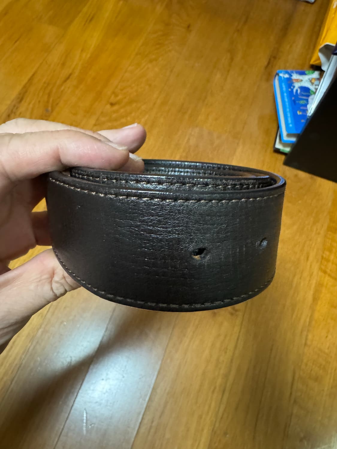 루이비통 유타 벨트 진브라운 색상 판매합니다 상품이미지4