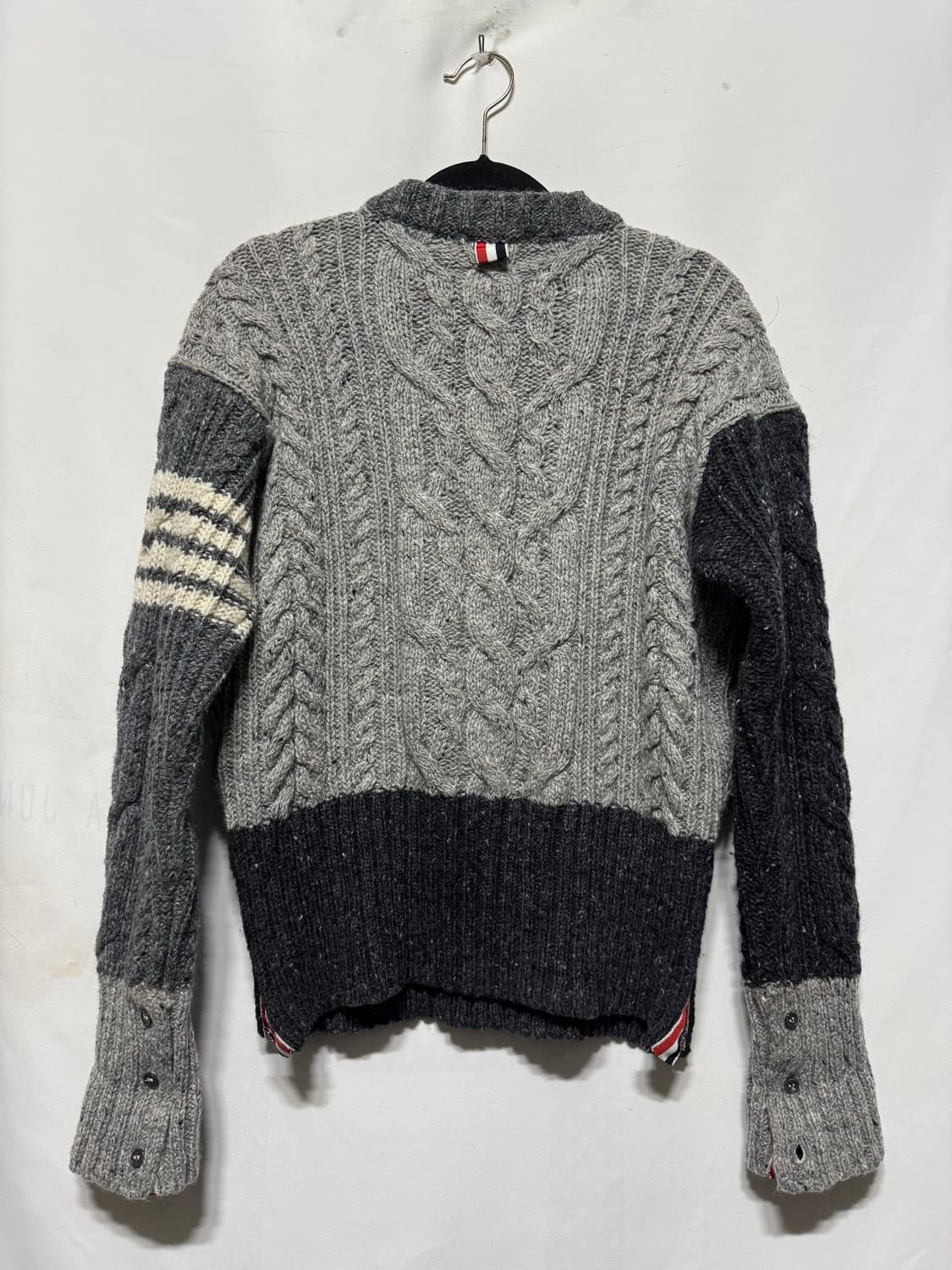 2 톰브라운 아란케이블 꽈배기 니트 상품이미지2