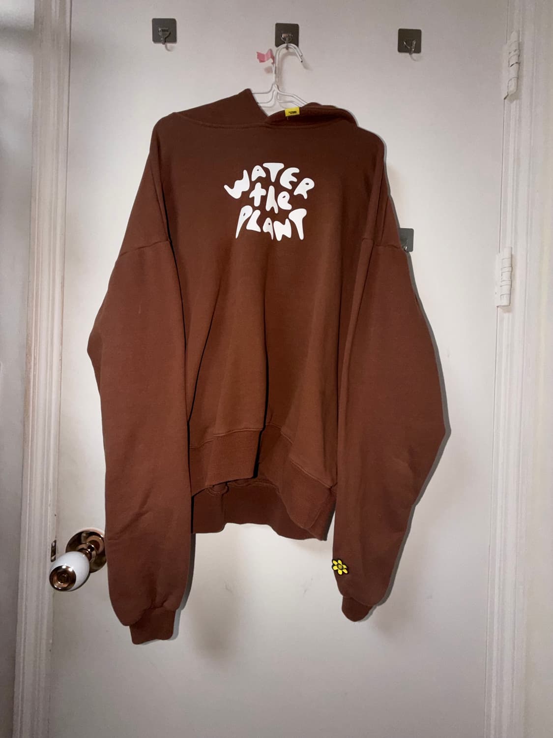 워터더플랜트 브라운 후드티 상품이미지1