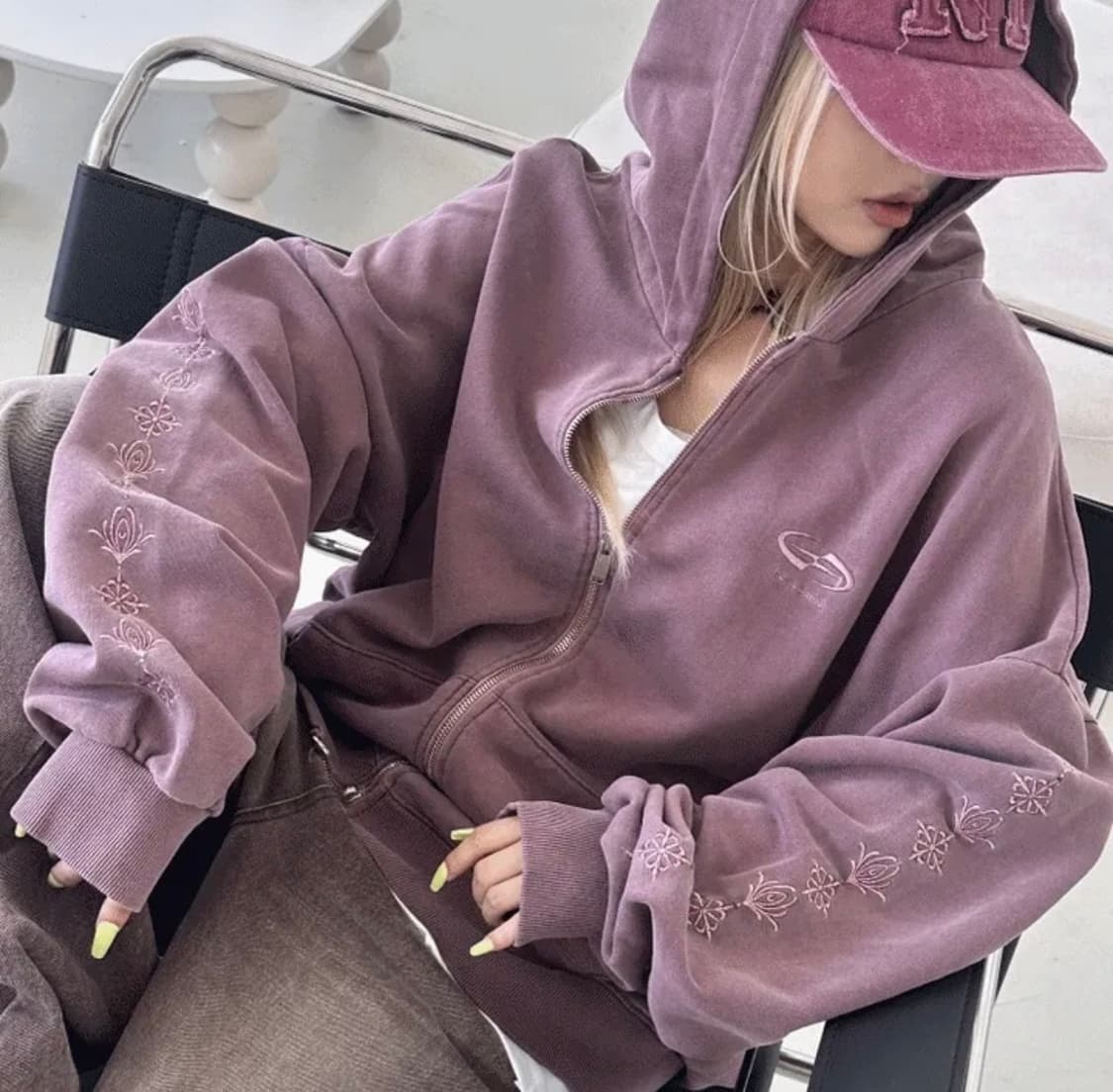 키미스 자수 포인트 후드집업 상품이미지1