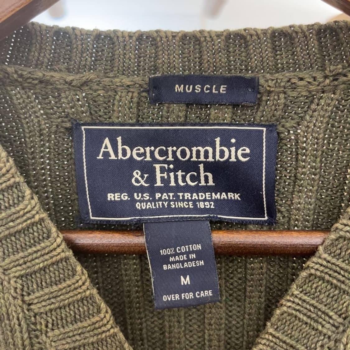 아베크롬비 앤 피치 여리핏 올리브 카키 니트 M C06497 상품이미지4