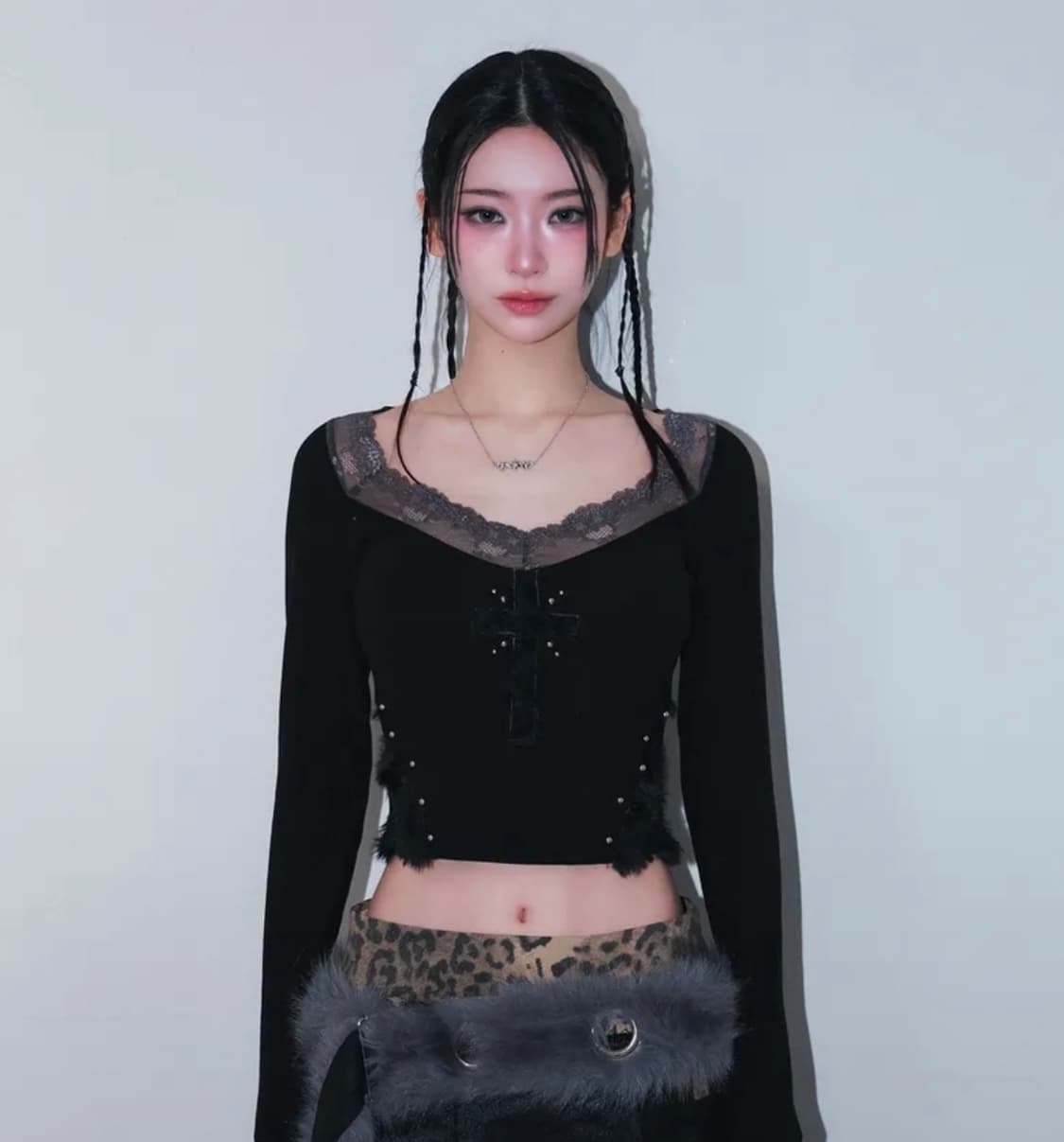 체리퀴리 패치 레이스 슬리브 블랙 상품이미지1