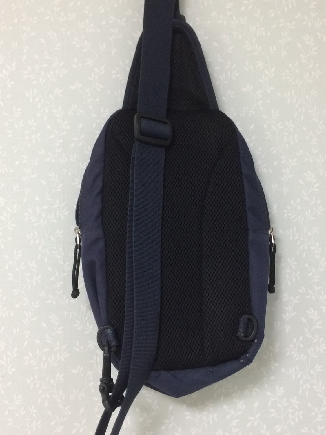 컬럼비아 도트 슬링백 도트 가방 columbia bag 상품이미지5