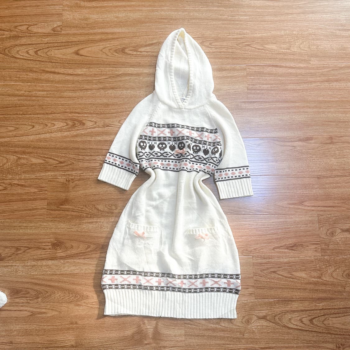 빈티지 딸기초코 핑크 브라운 화이트 해골 니트 원피스 히메갸루 로걀 라떼 상품이미지1