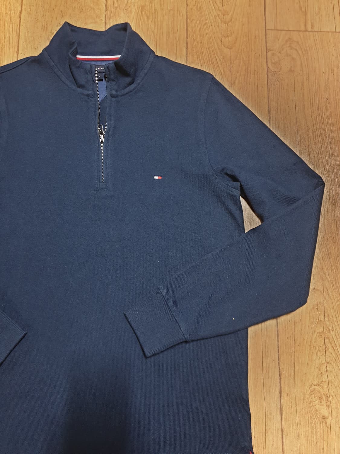 1093 타미힐피거 반집업 긴팔티 90~95 사이즈입니다 상품이미지3