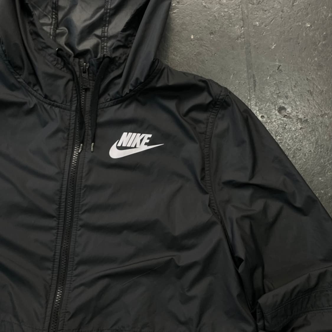 100 나이키 바람막이  상품이미지2